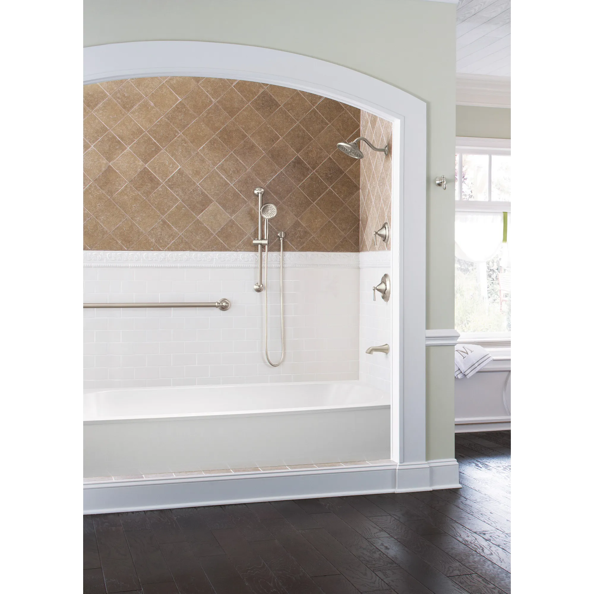 Wynford Non-Diverter Spout - Image 10