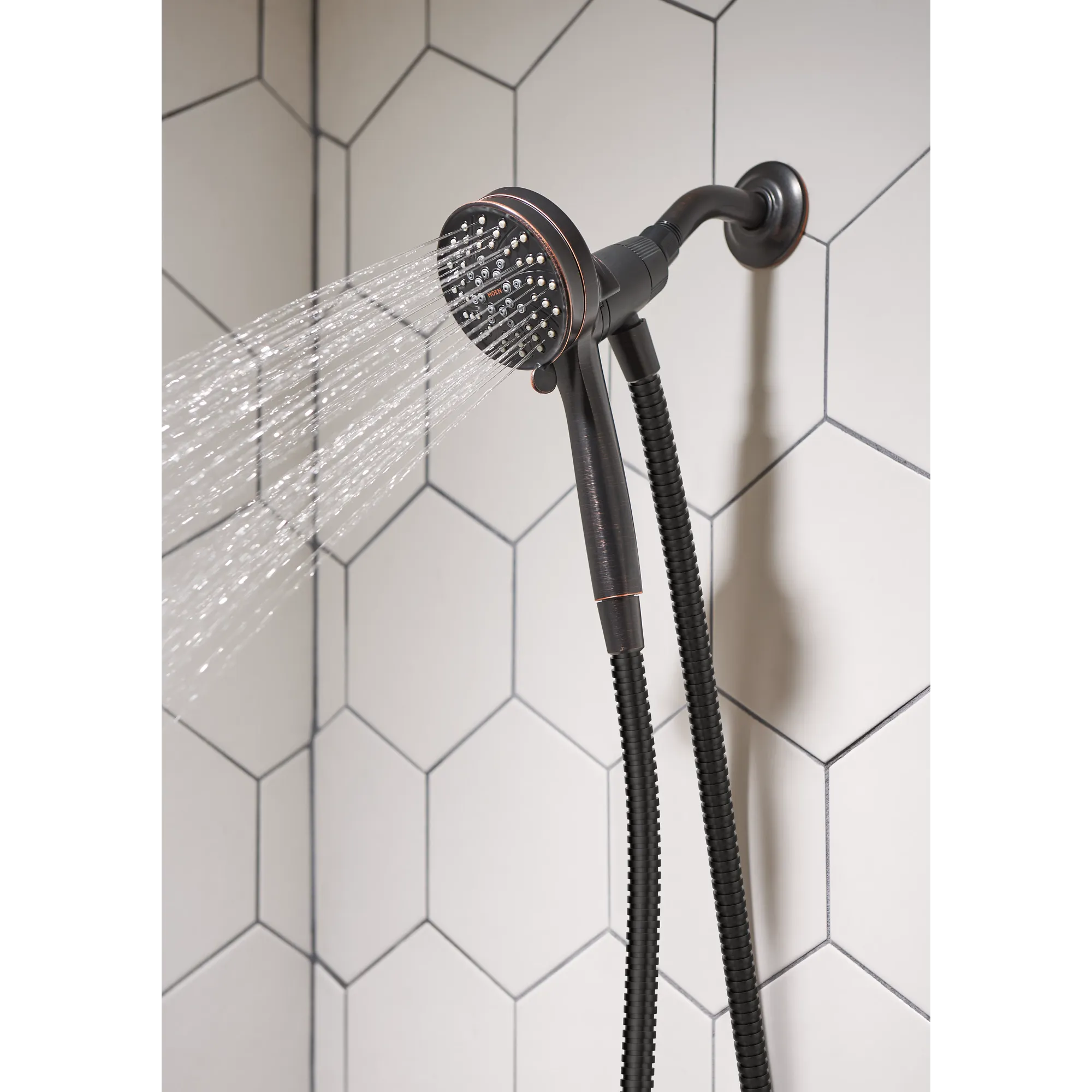 Attract With Magnetix Handheld Shower - Image 27