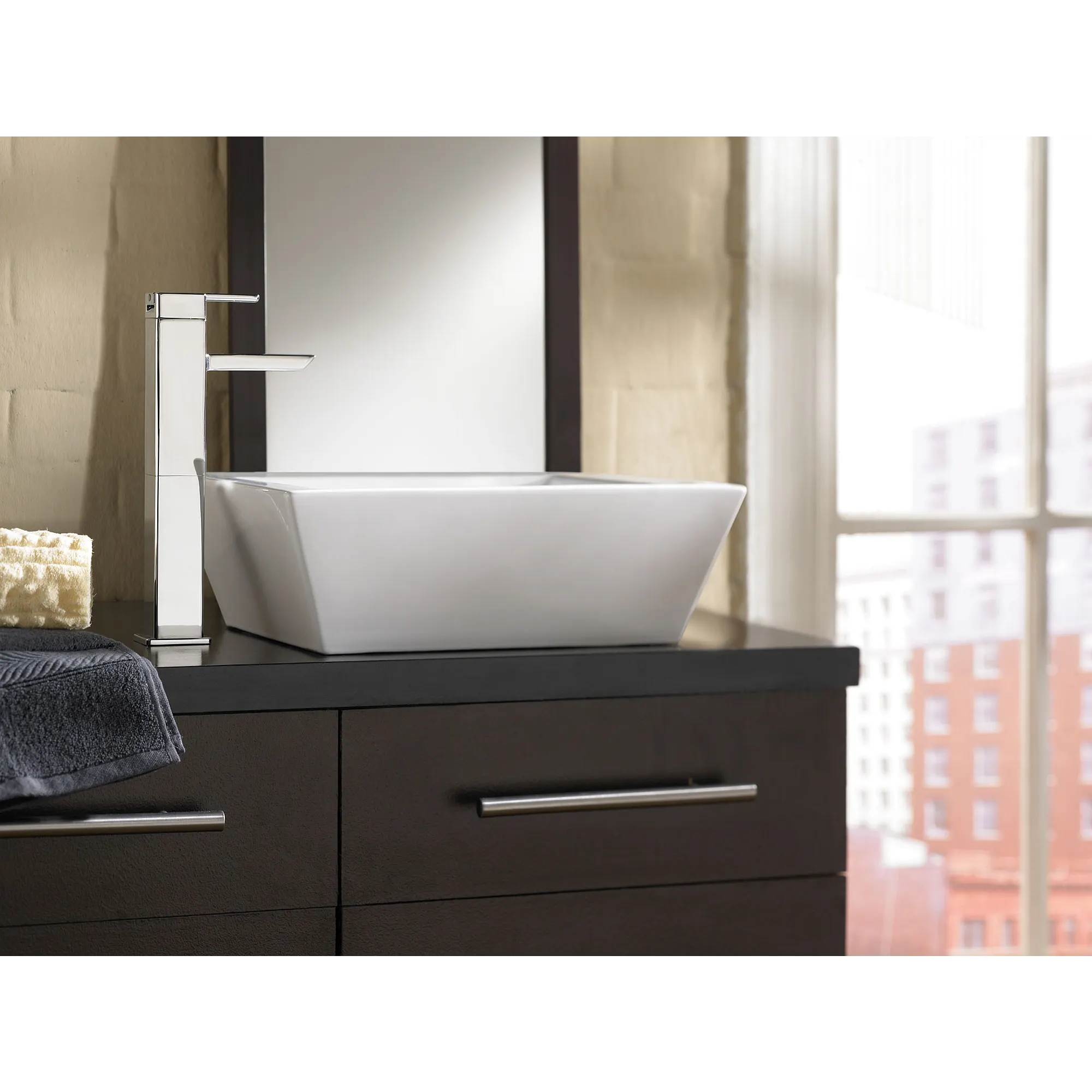 90 Degree Chrome one-handle low arc vessel bathroom faucet - Image 2