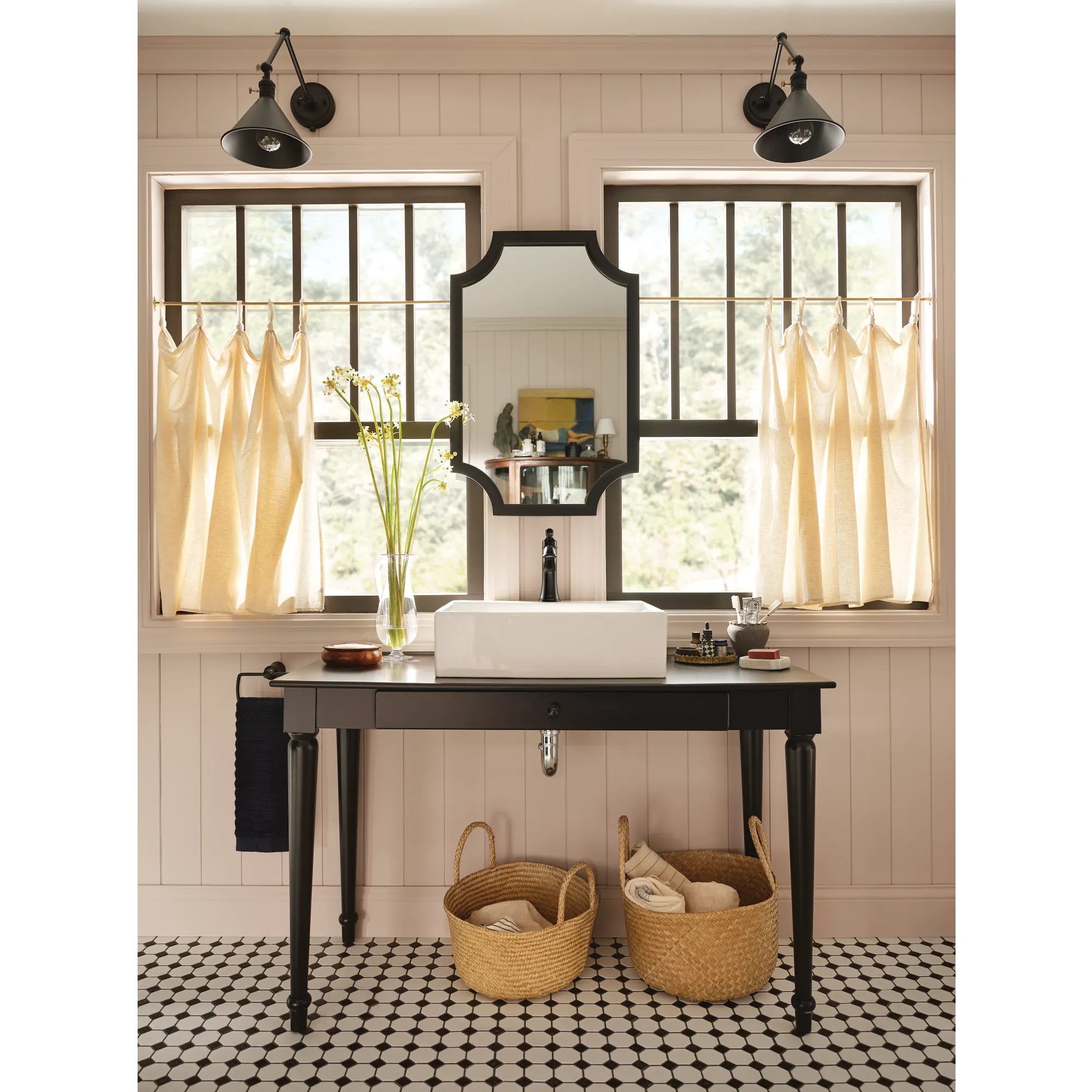 Dartmoor One-handle Bathroom Sink Faucet - Image 16