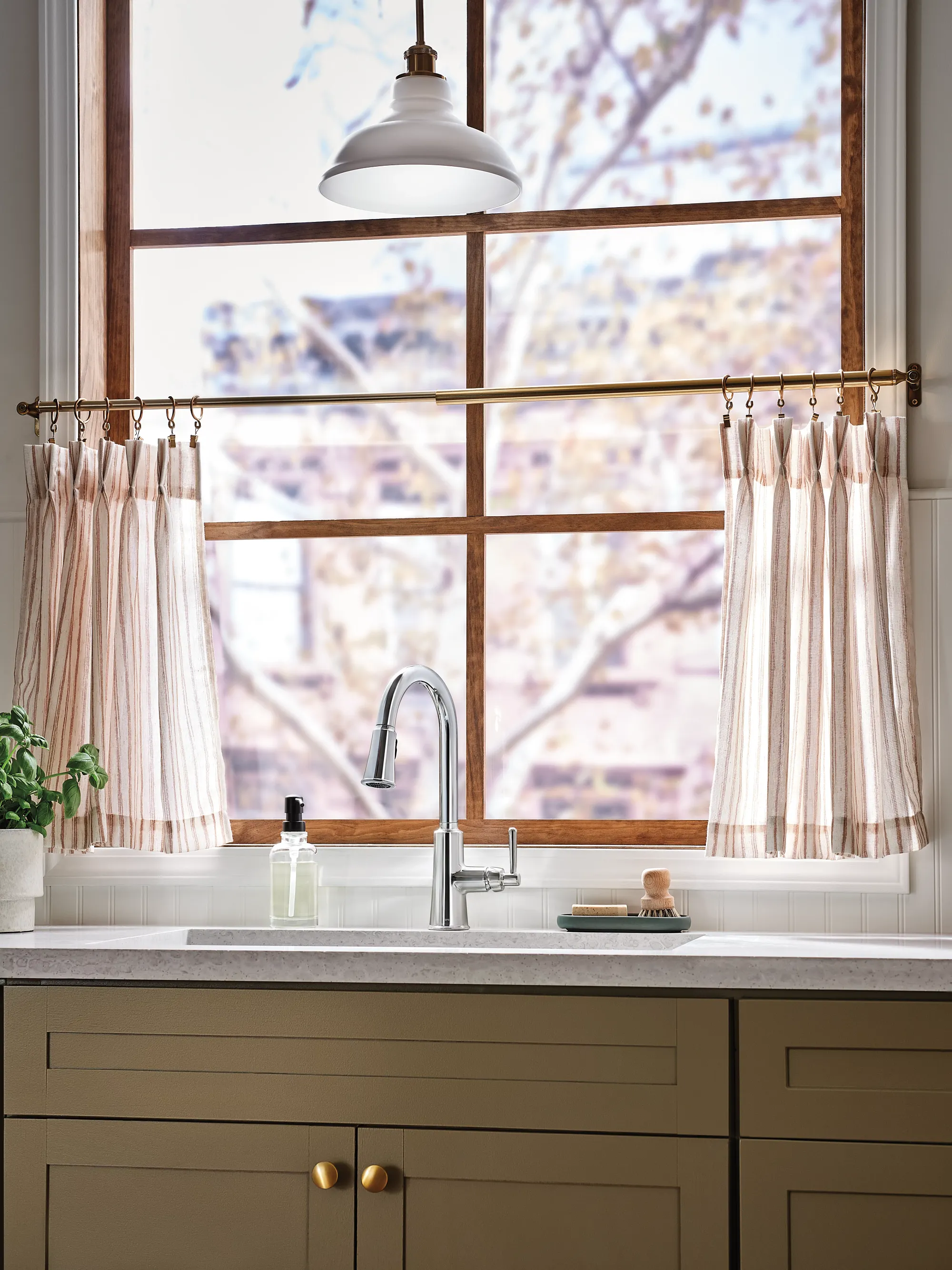 Ember Chrome one-handle high arc pulldown kitchen faucet - Image 5