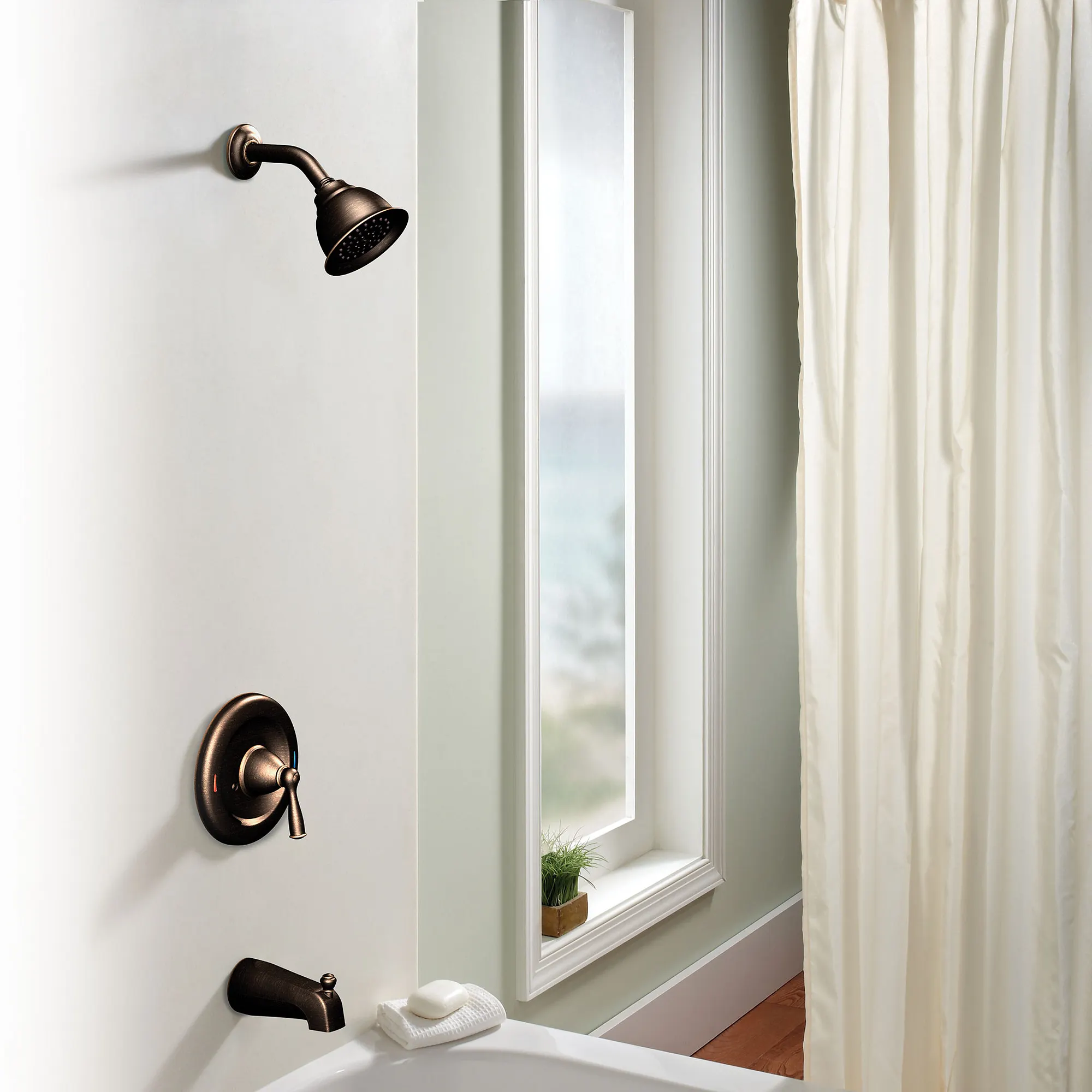 Banbury Mediterranean bronze Posi-Temp(R) tub/shower - Image 2