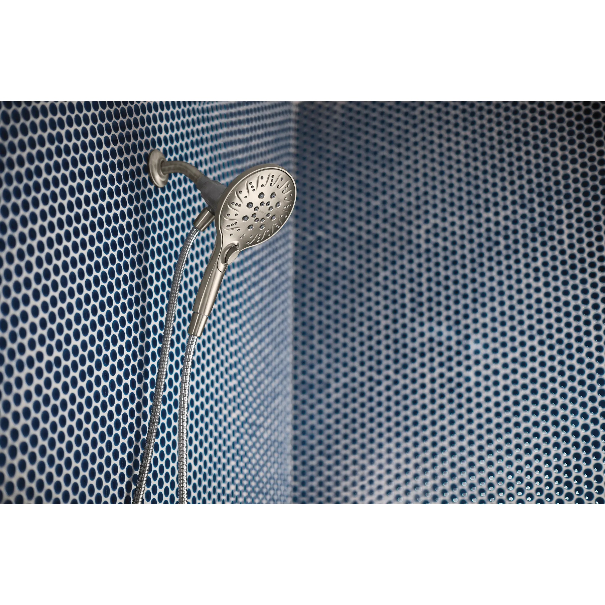 Attract(tm) Shower Only With Magnetix - Image 6