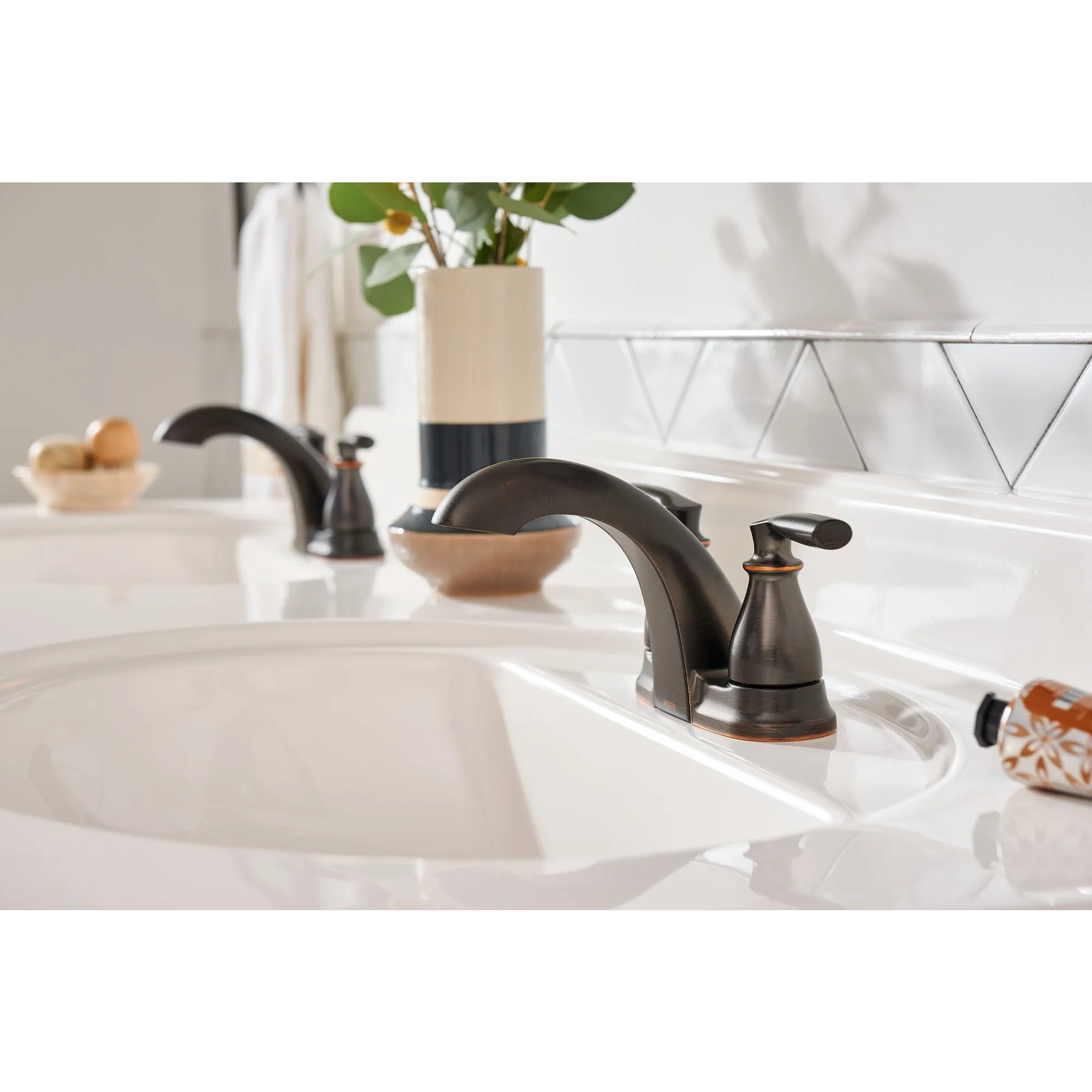 Hilliard Two-handle Centerset Bathroom Sink Faucet - Image 16