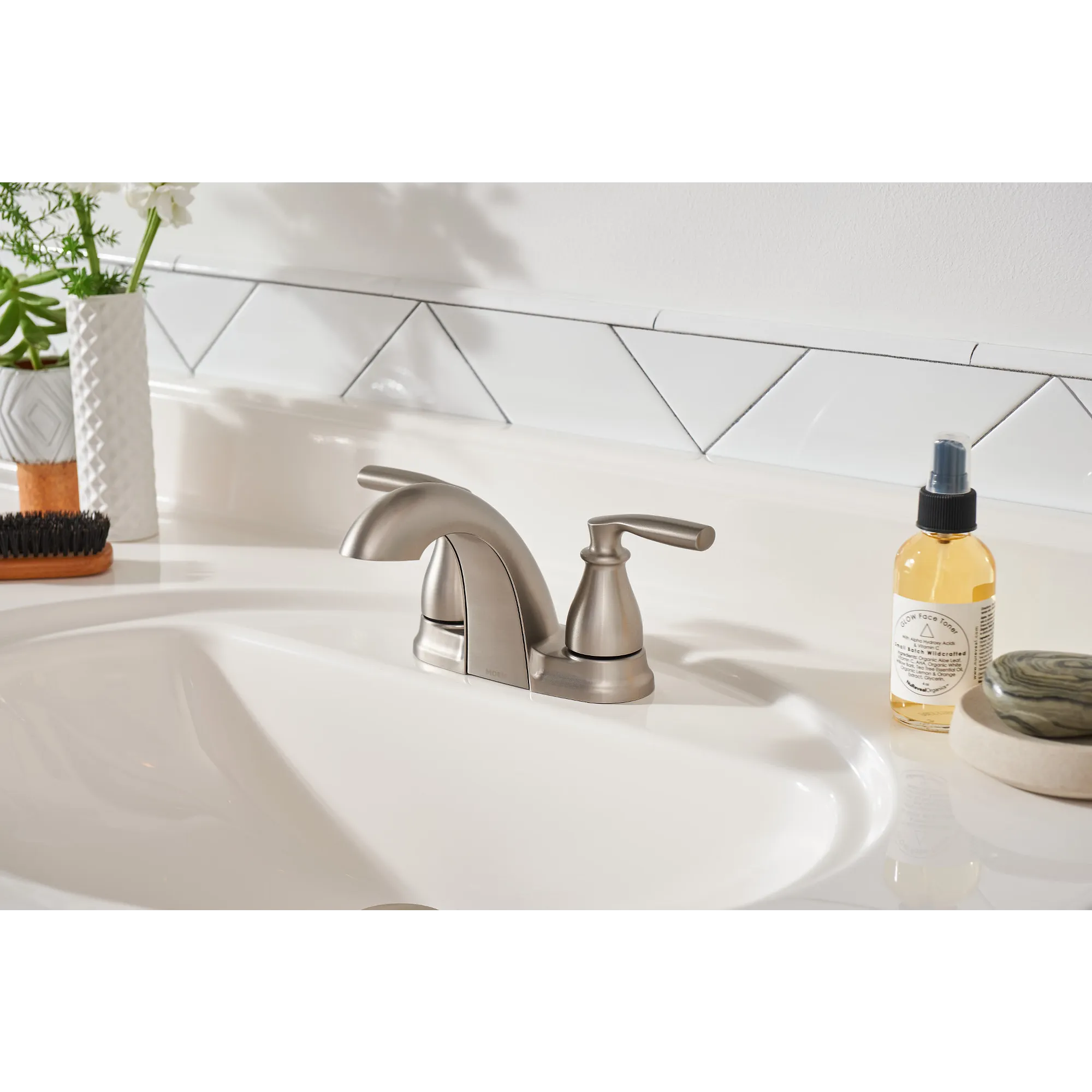Hilliard Two-handle Centerset Bathroom Sink Faucet - Image 22