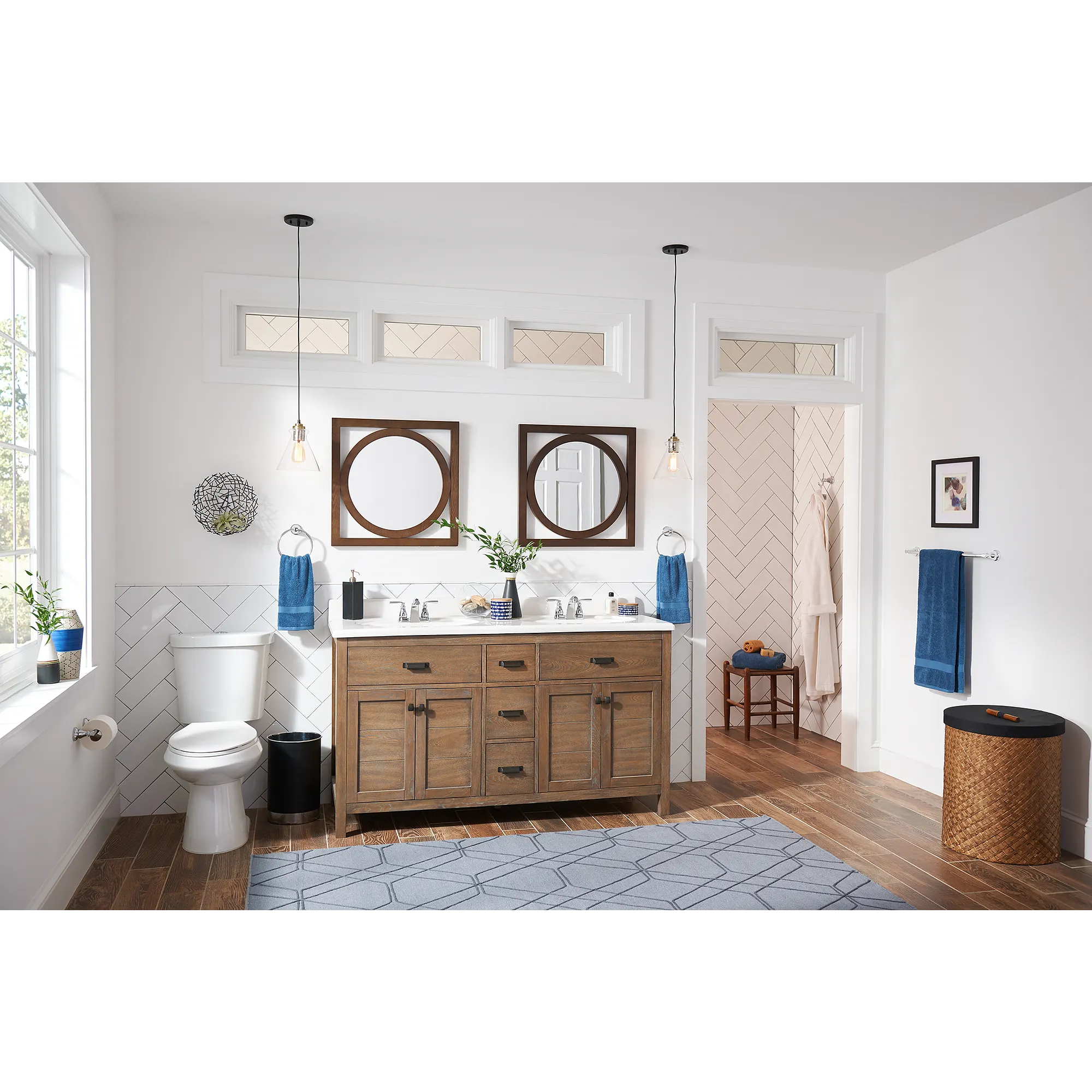 Hilliard Two-handle Centerset Bathroom Sink Faucet - Image 4