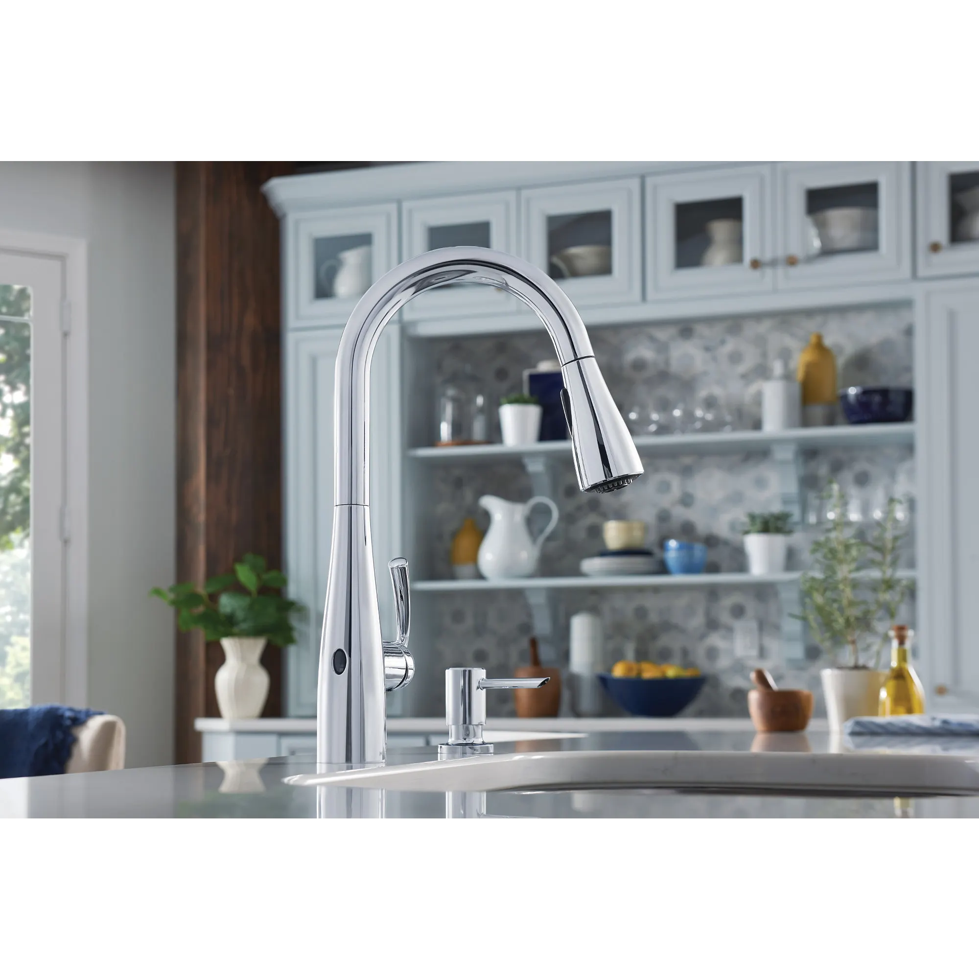 Essie MotionSense Wave One-Handle Pulldown Touchless Kitchen Faucet - Image 2