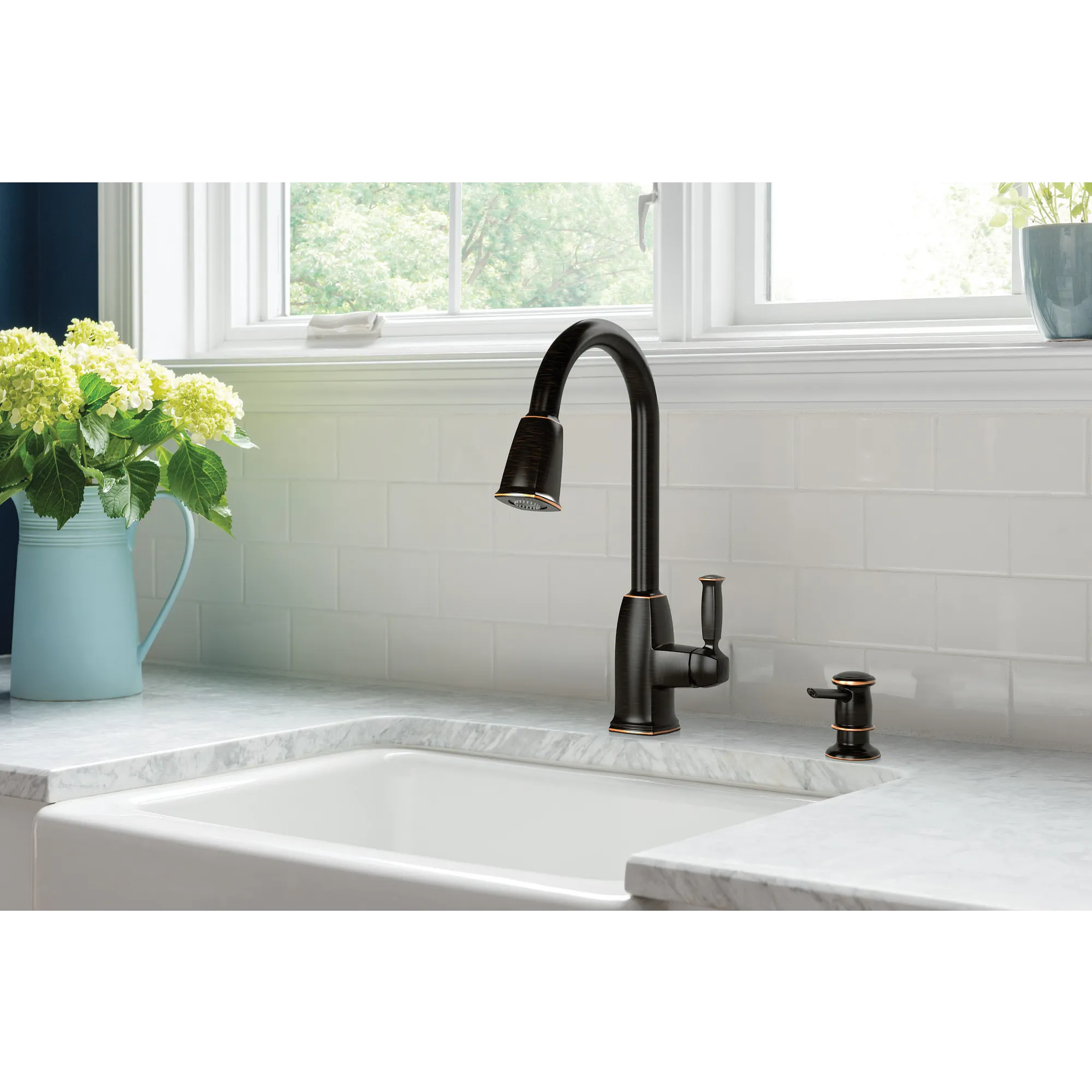Wellsley One-handle High Arc Pulldown Kitchen Faucet - Image 8