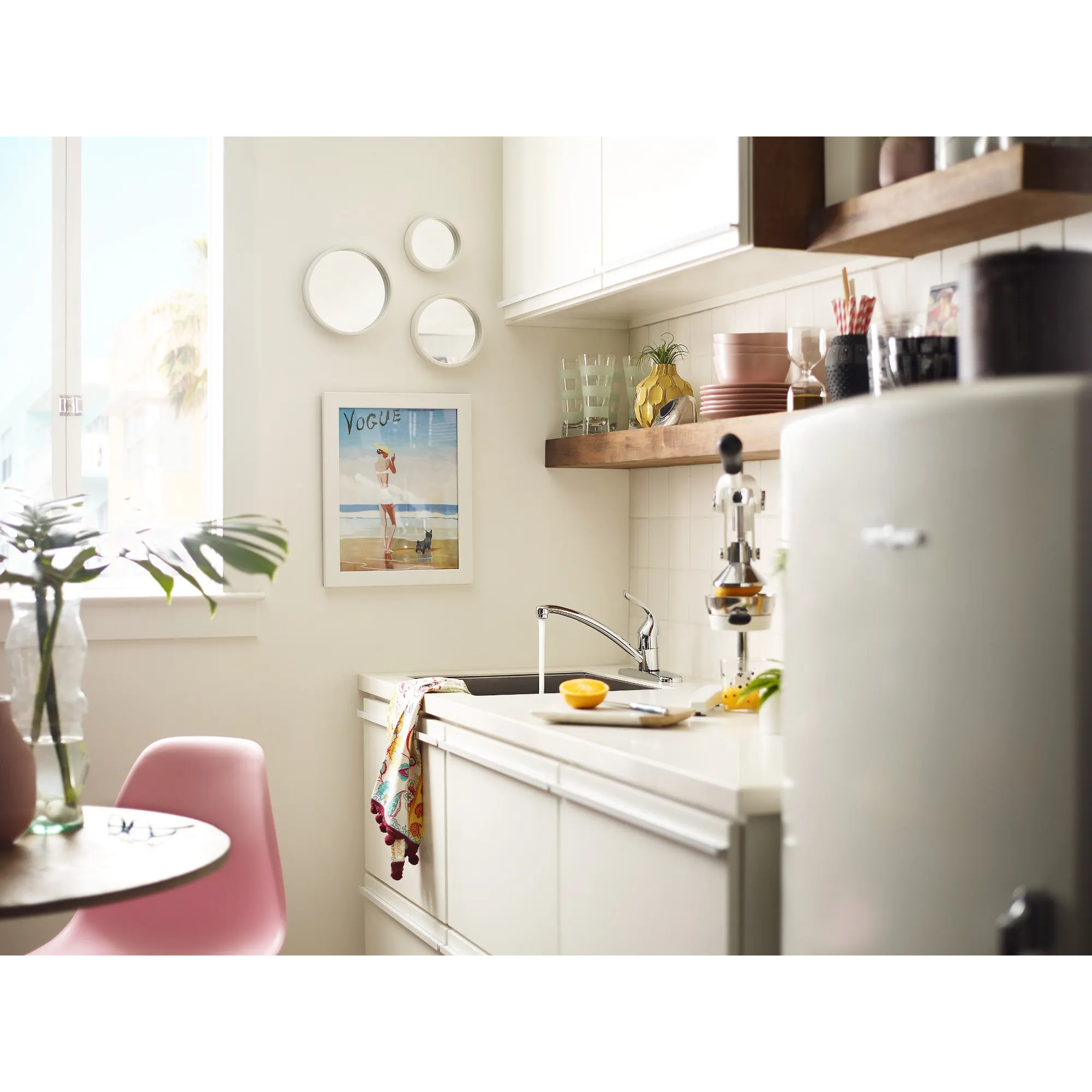 Adler One-handle Kitchen Faucet - Image 4