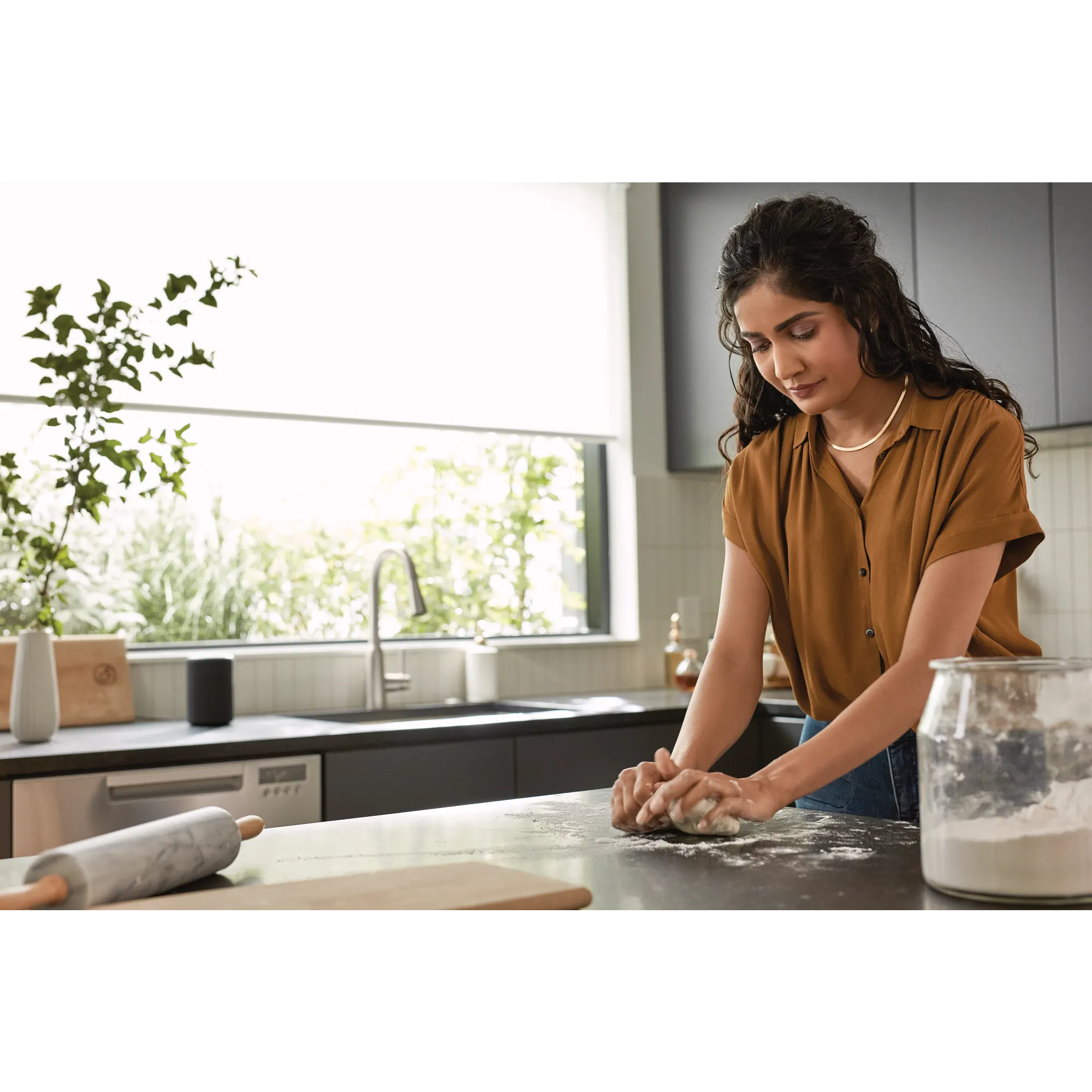 Zyla Smart Pulldown Touchless Kitchen Faucet - Image 11