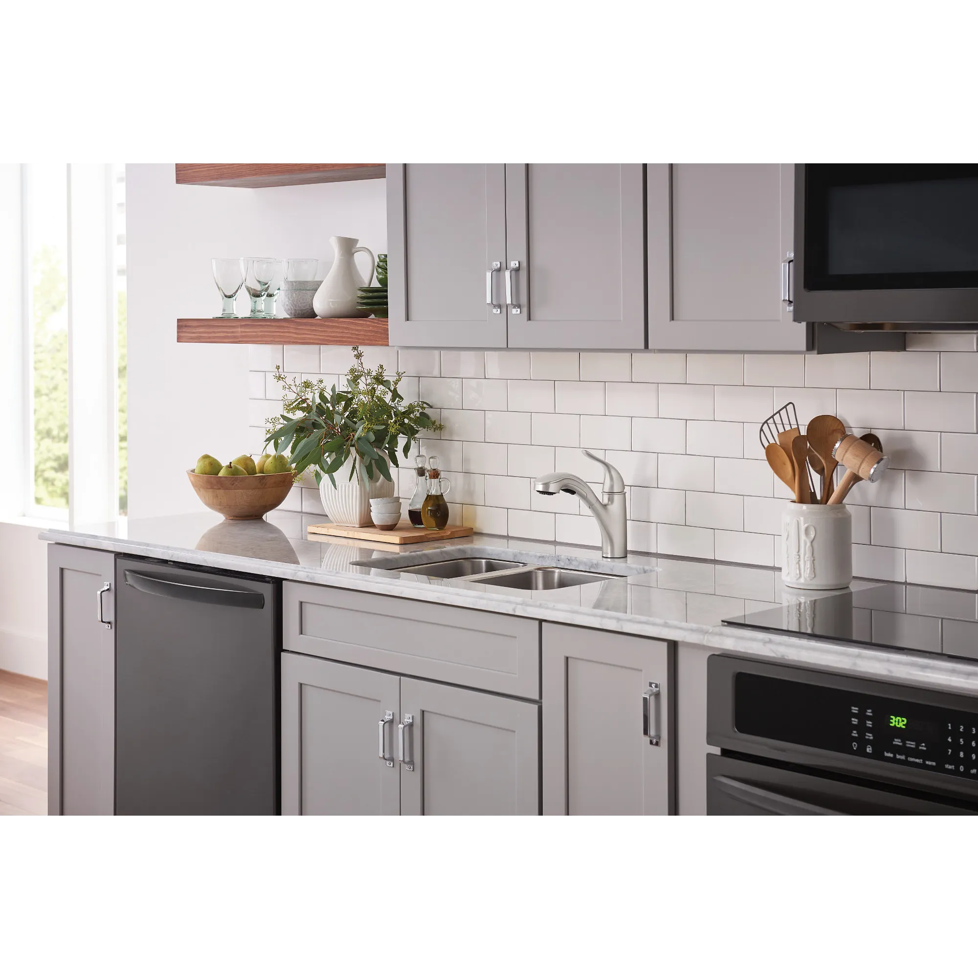 Brecklyn One-Handle Pullout Kitchen Faucet - Image 44