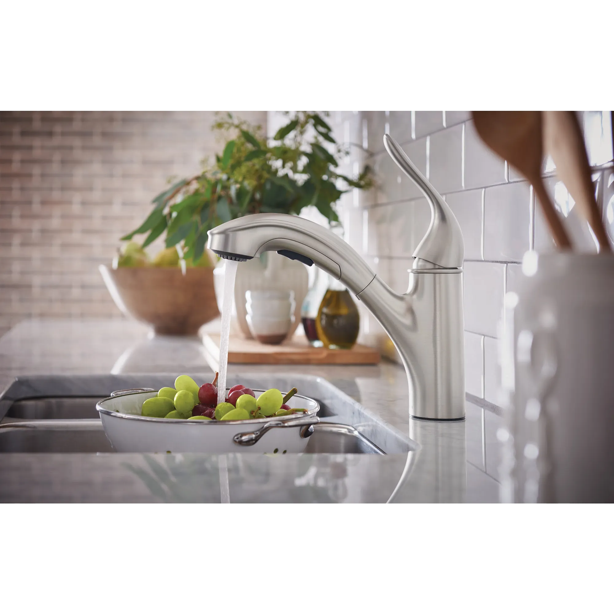Brecklyn One-Handle Pullout Kitchen Faucet - Image 45