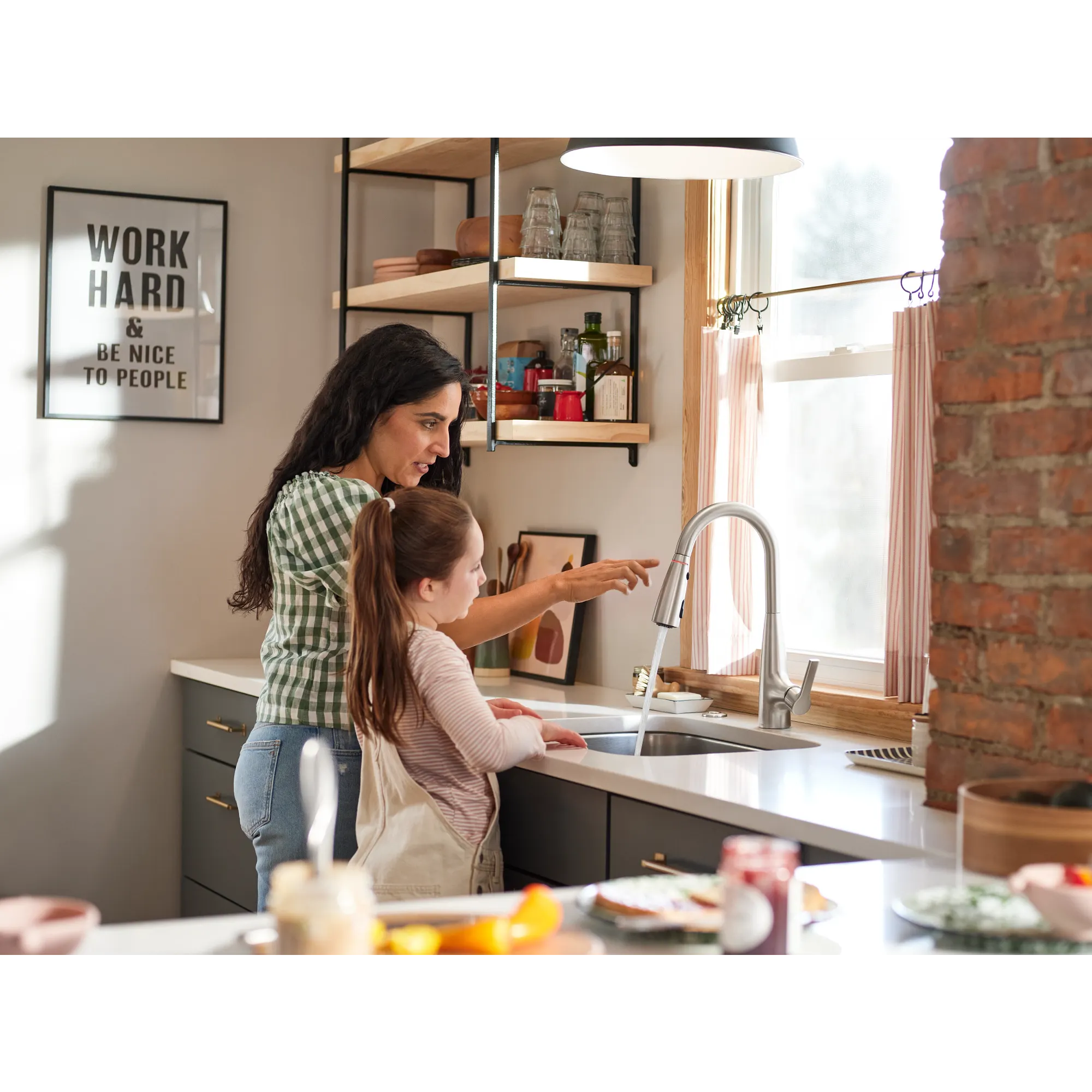 Haelyn One-Handle High Arc Pulldown Kitchen Faucet With ColorCue® - Image 24