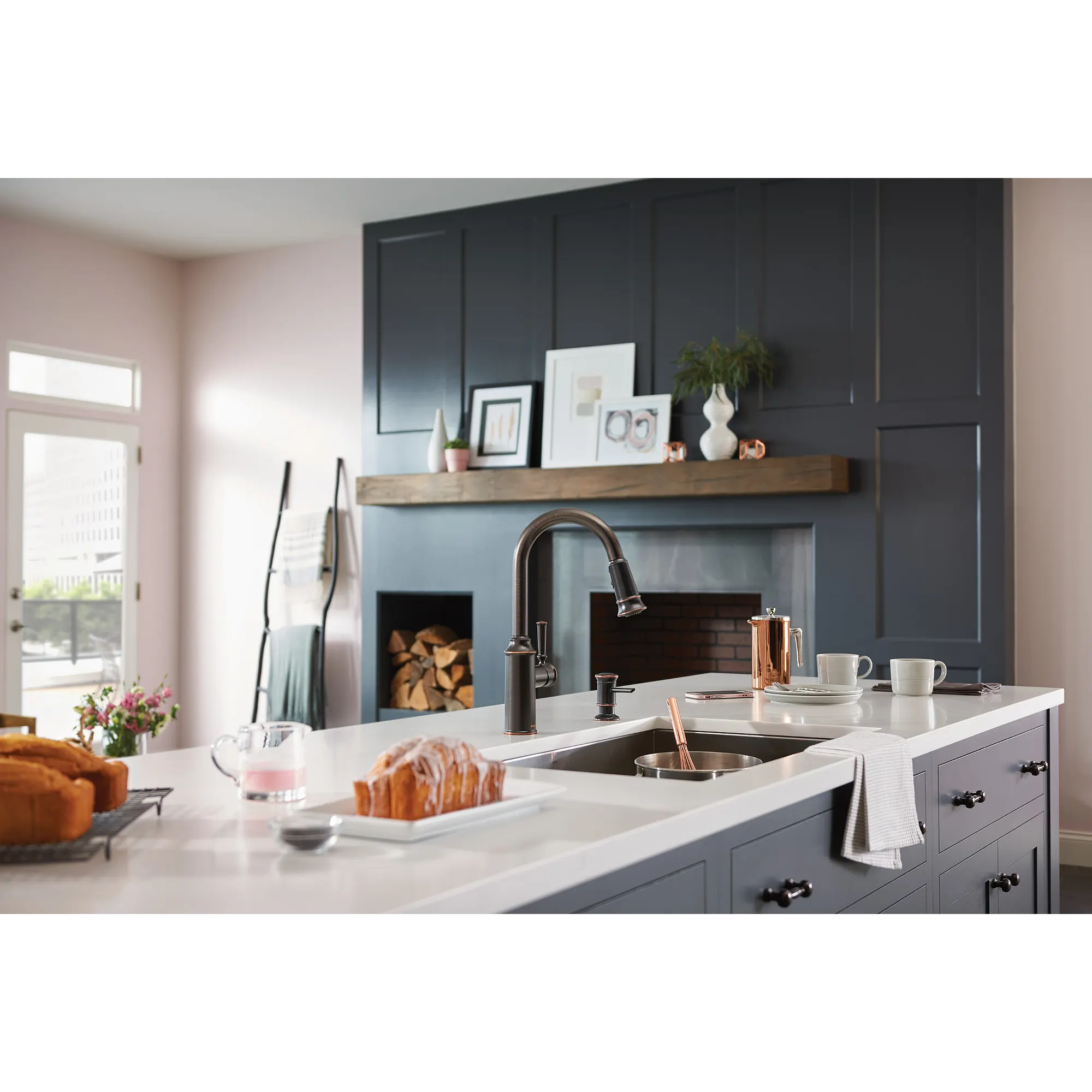 Glenshire Chrome one-handle high arc pulldown kitchen faucet - Image 9