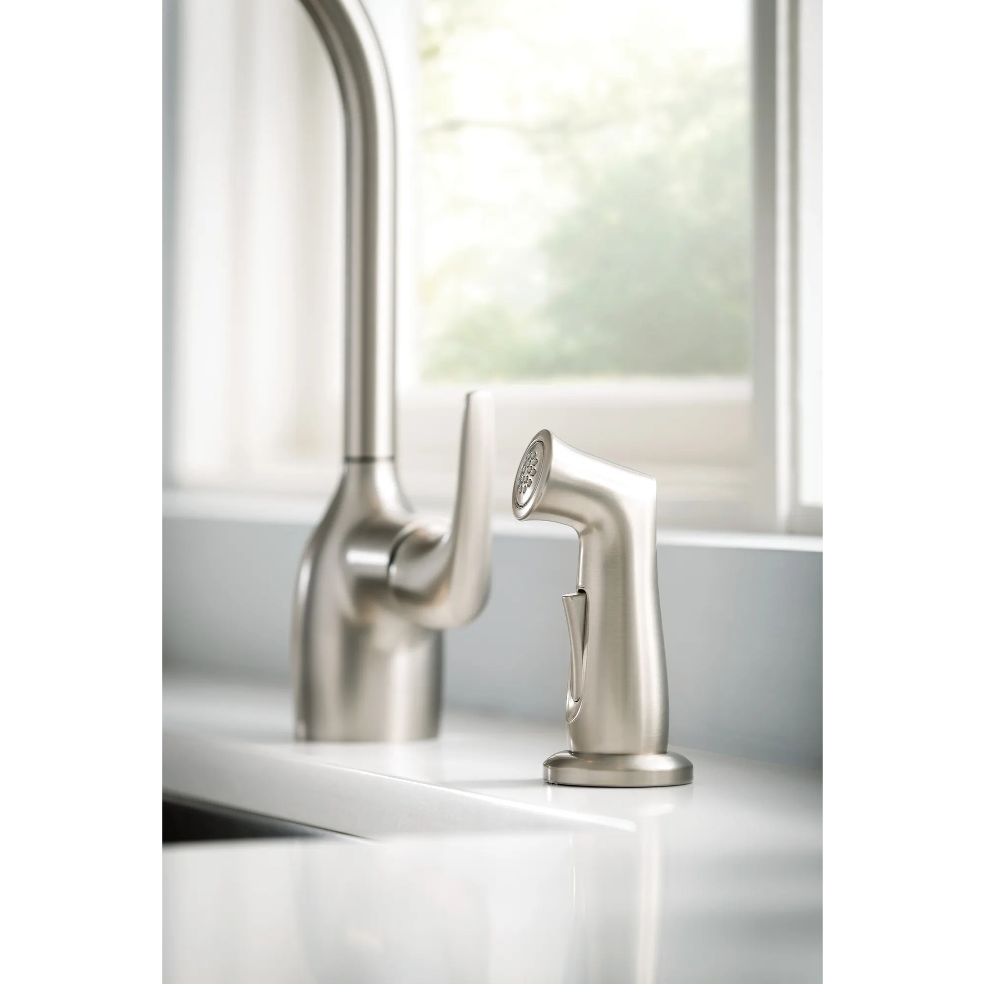Essie Spot resist stainless One-Handle High Arc Kitchen Faucet - Image 5