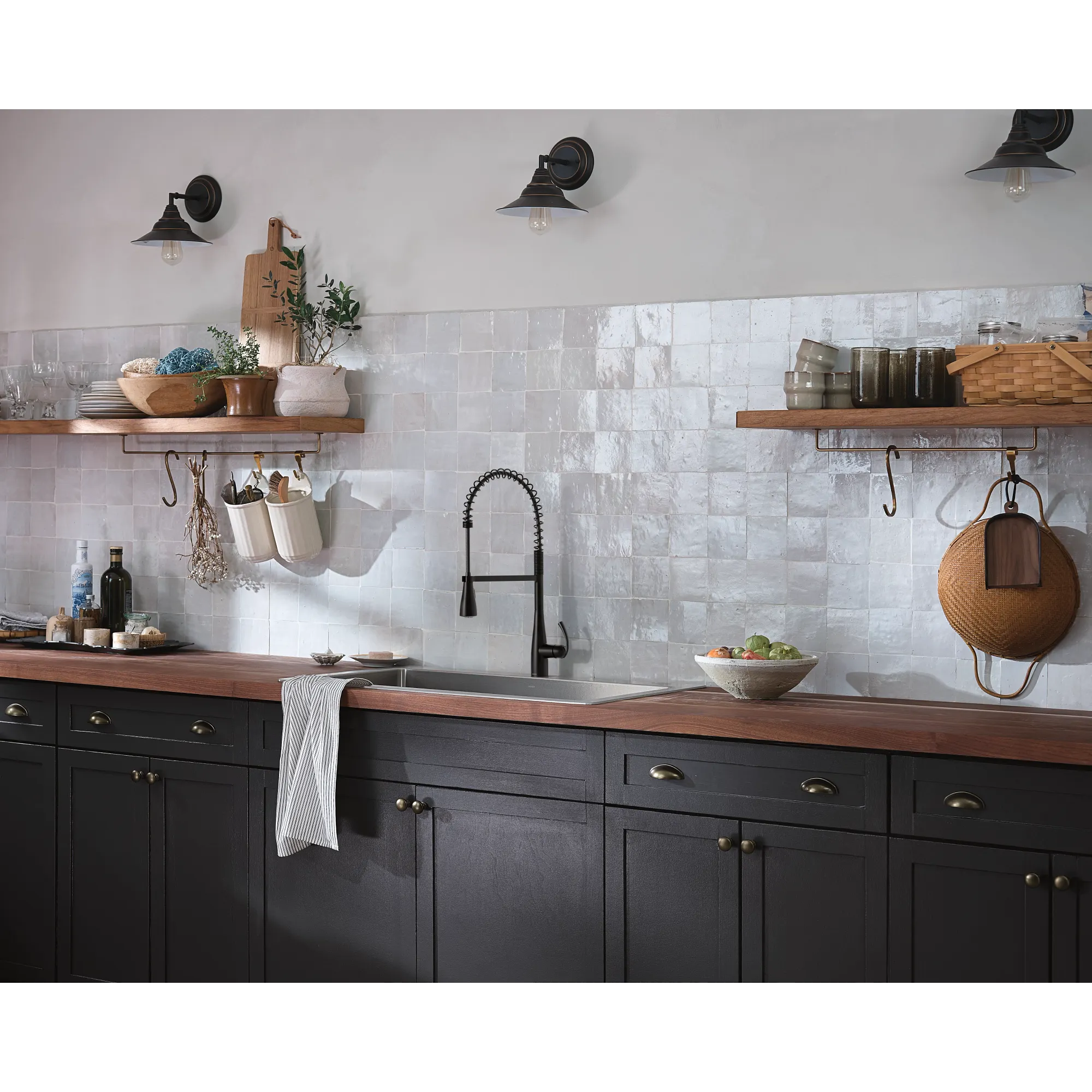 Essie One-Handle High Arc Pre-Rinse Spring Pulldown Kitchen Faucet - Image 9