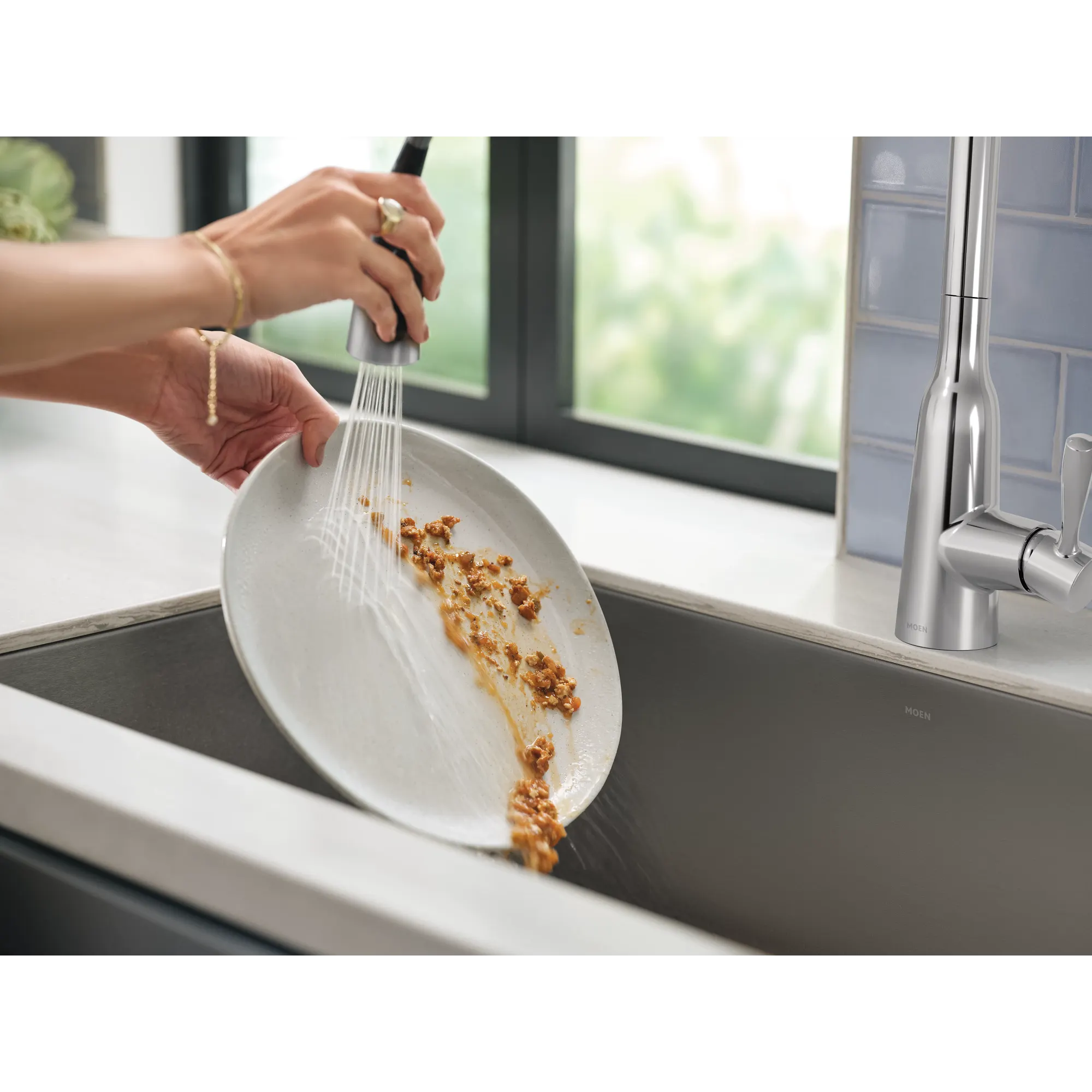 Orivesi One-Handle High Arc Pulldown Kitchen Faucet - Image 3