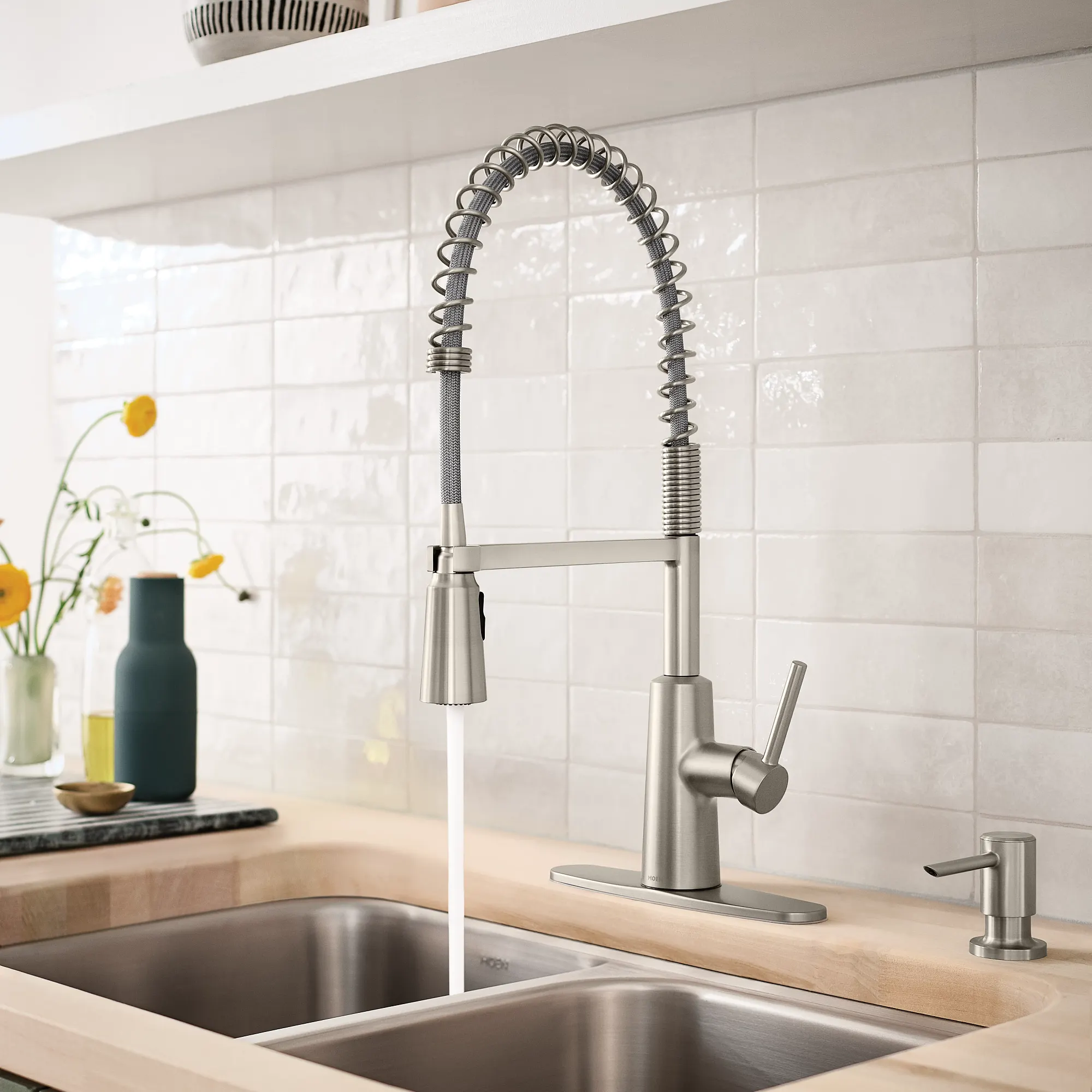 Nori One-Handle Pre-Rinse Spring Pulldown Kitchen Faucet - Image 10