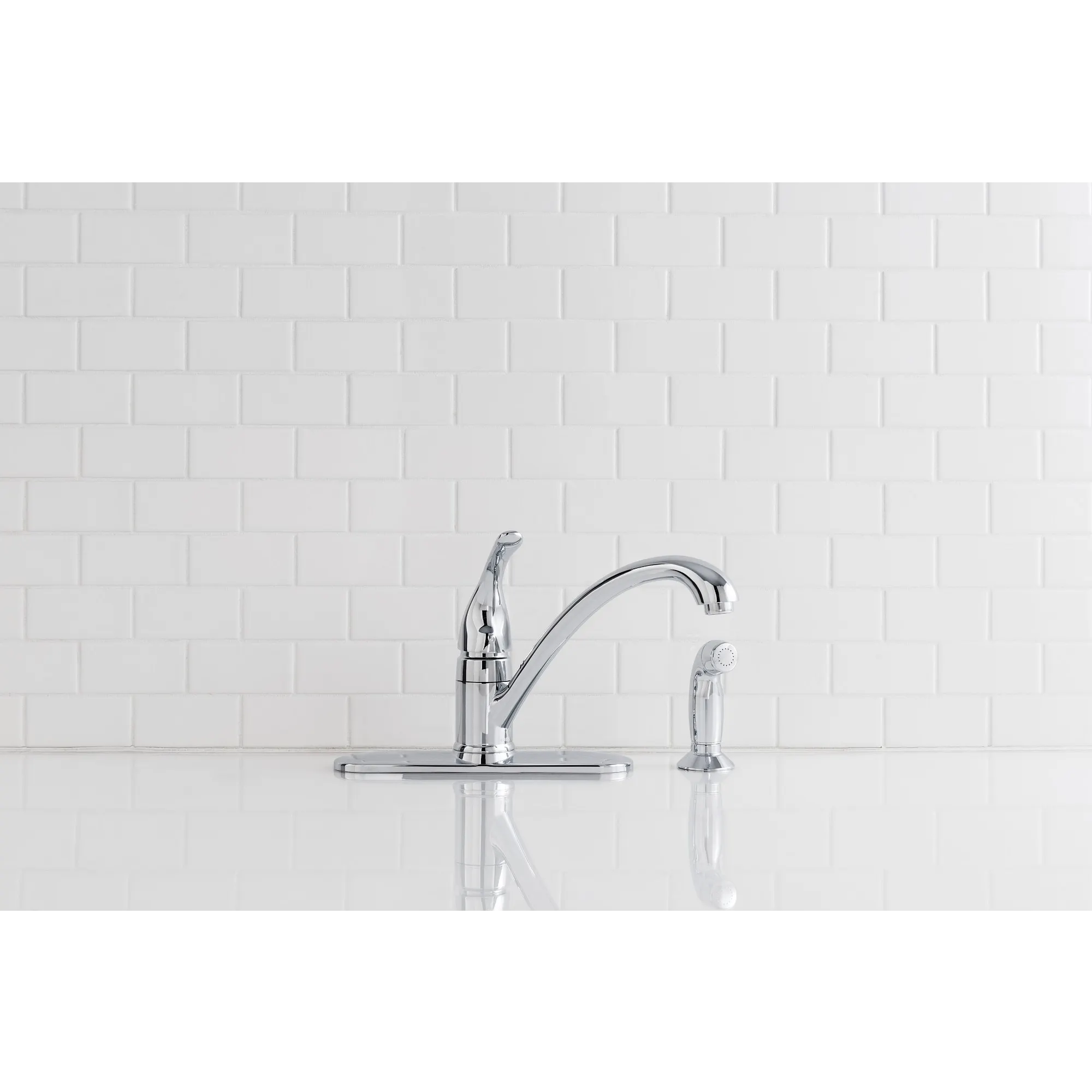 Torrance One-Handle Low Arc Kitchen Faucet - Image 3