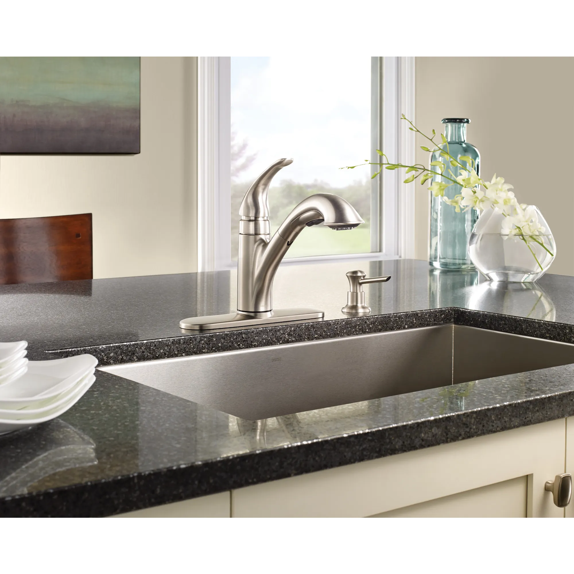 Caprillo Chrome one-handle low arc kitchen faucet - Image 3