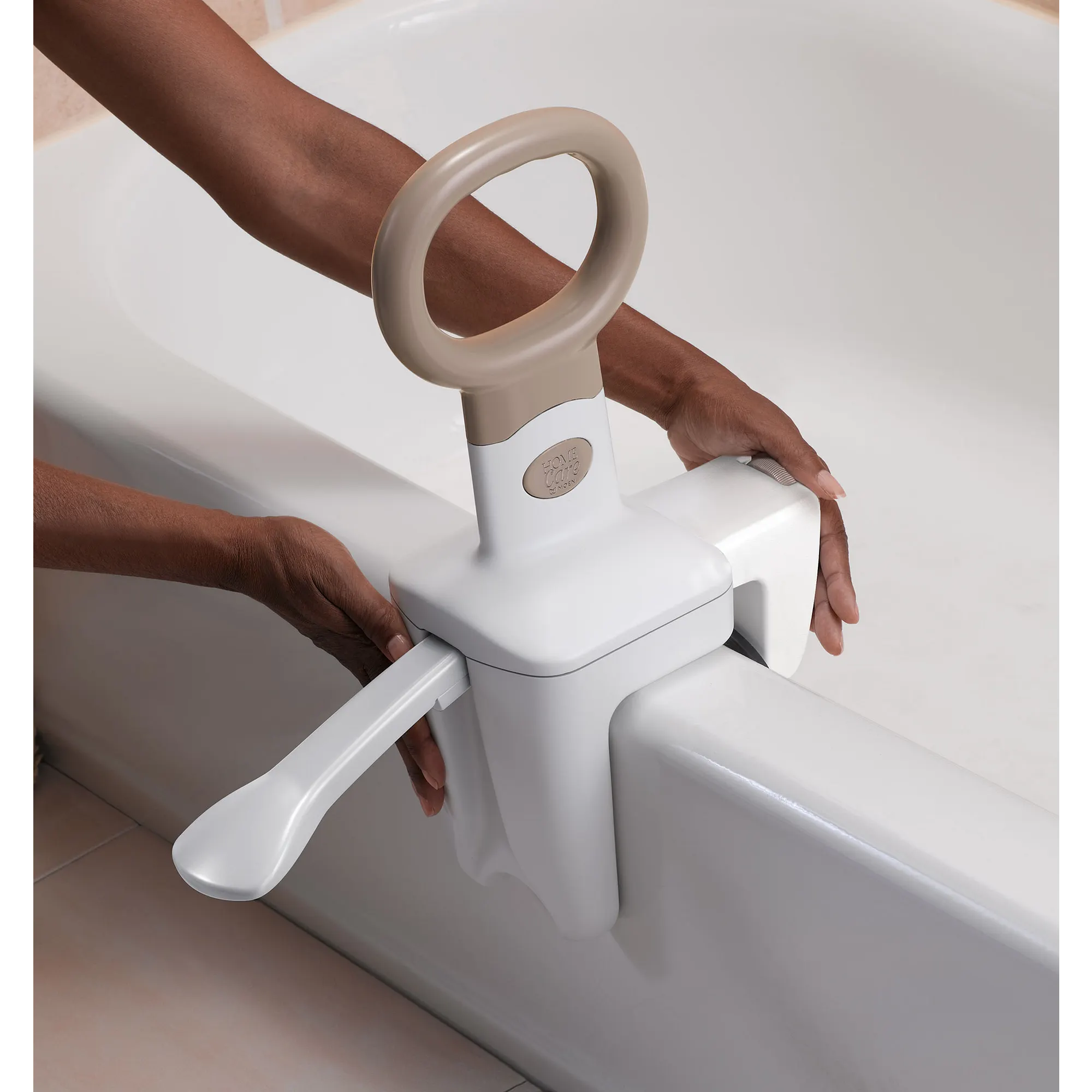 Moen Home Care Glacier Tub Grip - Image 4