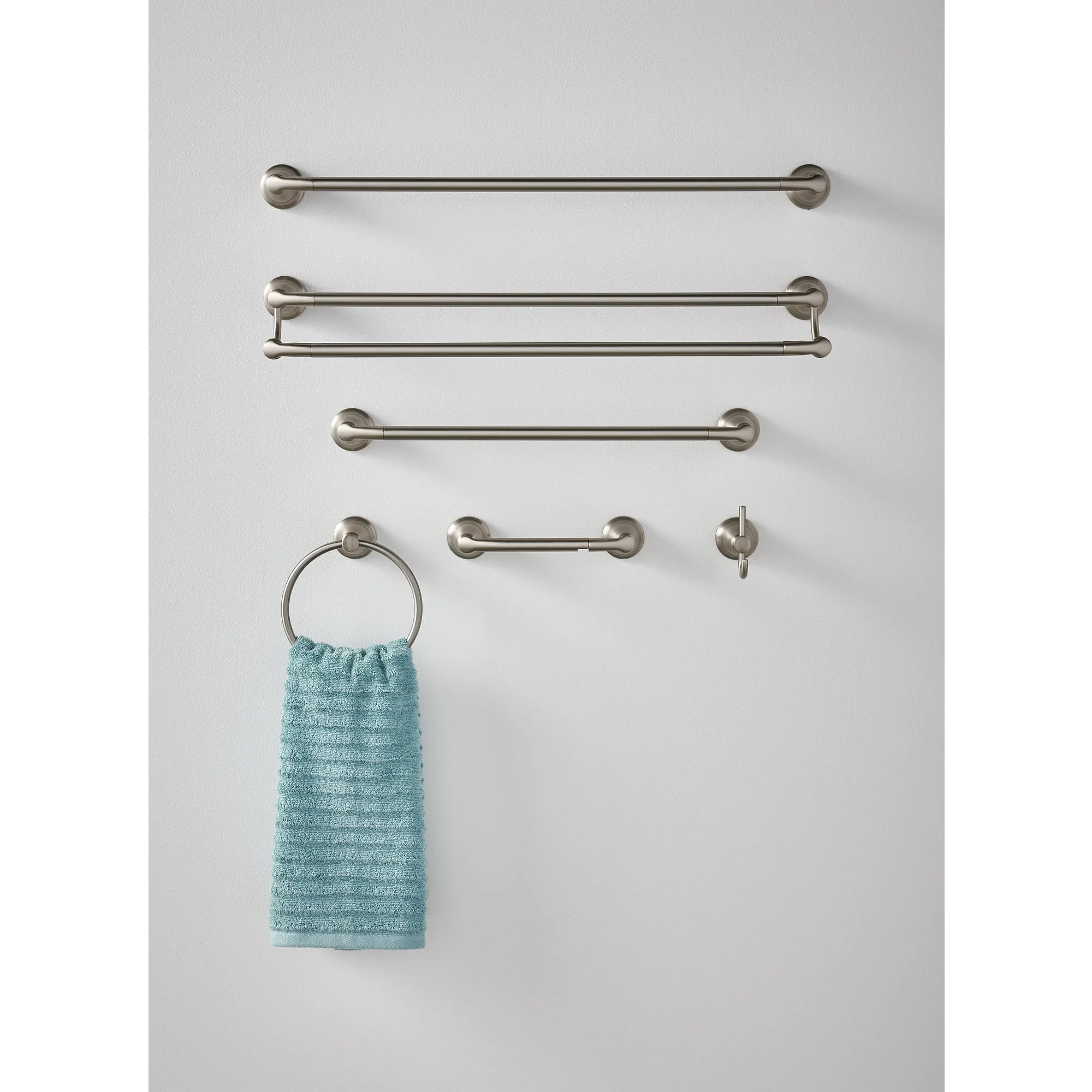 Hilliard Matte black pivoting paper holder - Image 7