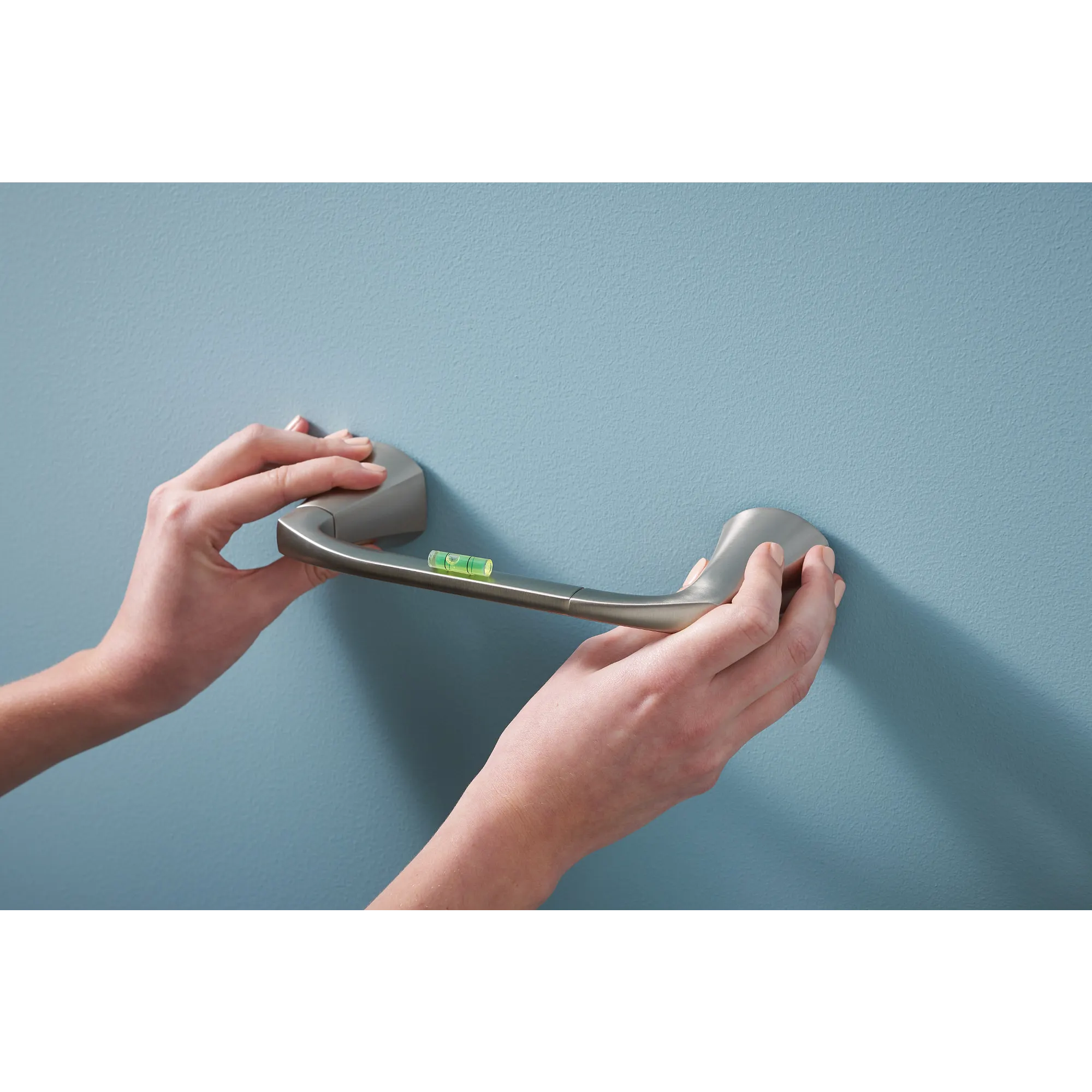Lindor Chrome pivoting paper holder - Image 13