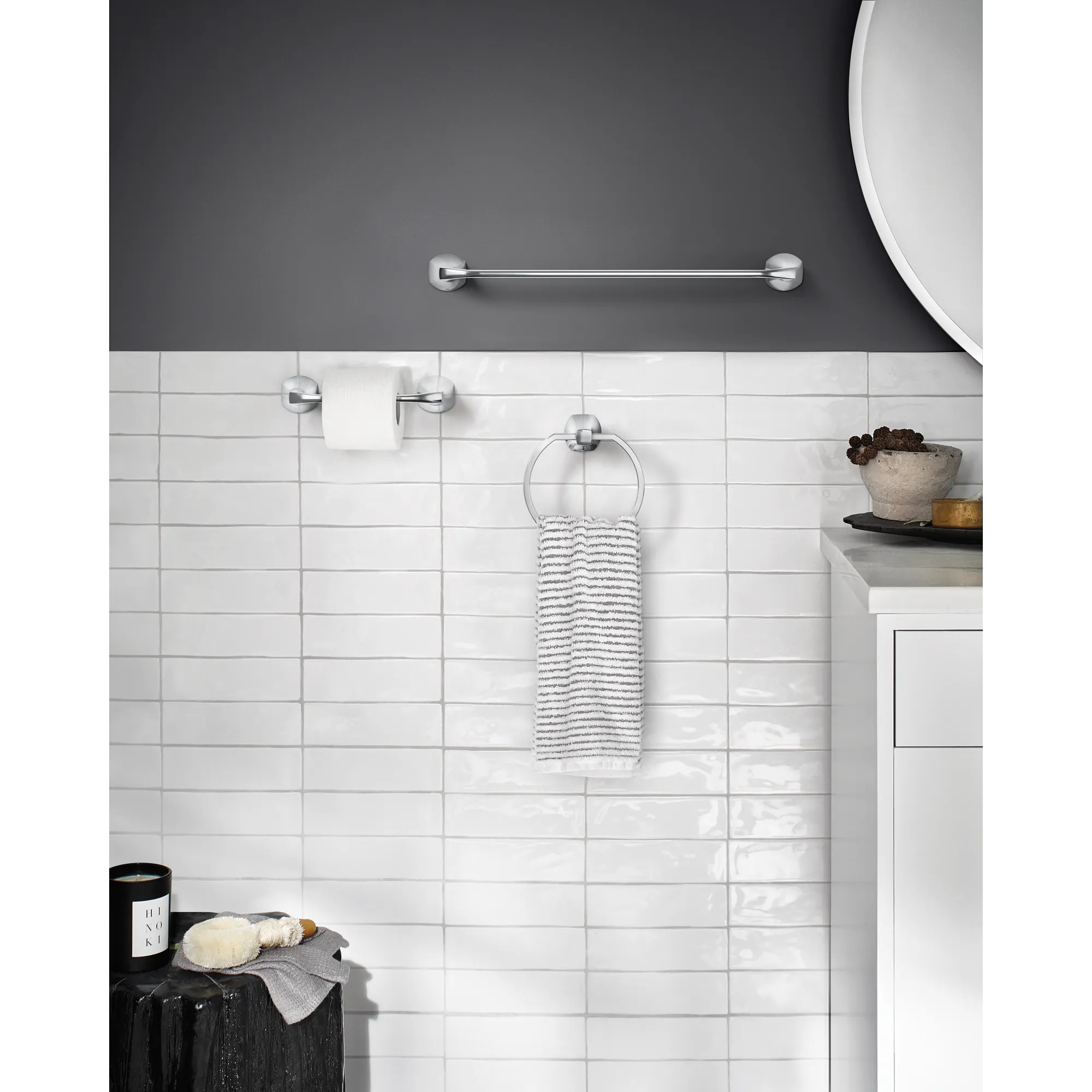 Lindor 3 Pc Kit: Pivoting Paper Holder, Towel Bar & Towel Ring - Image 4