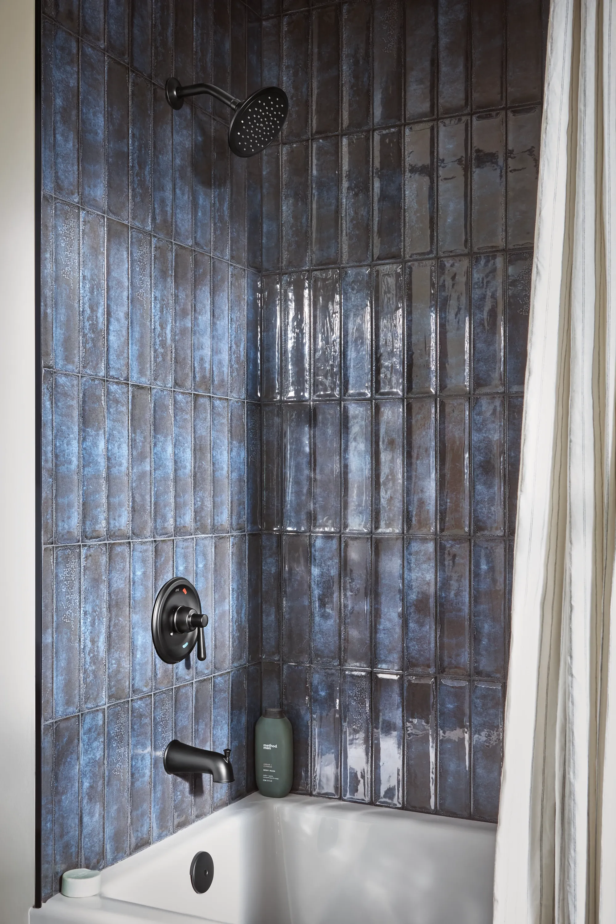 Ember Chrome cycling tub/shower - Image 8