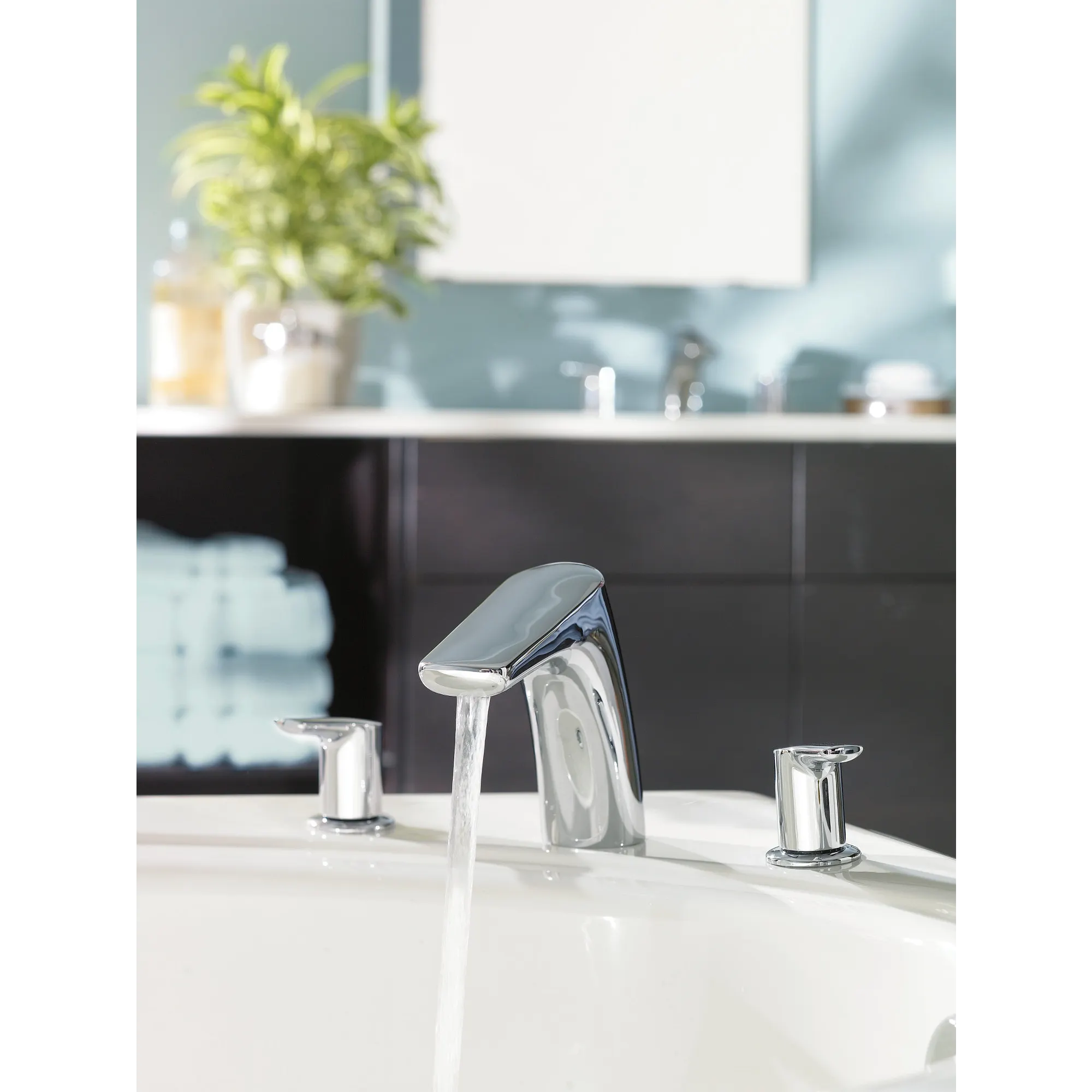 Method Chrome Two-Handle Low Arc Bathroom Faucet - Image 9