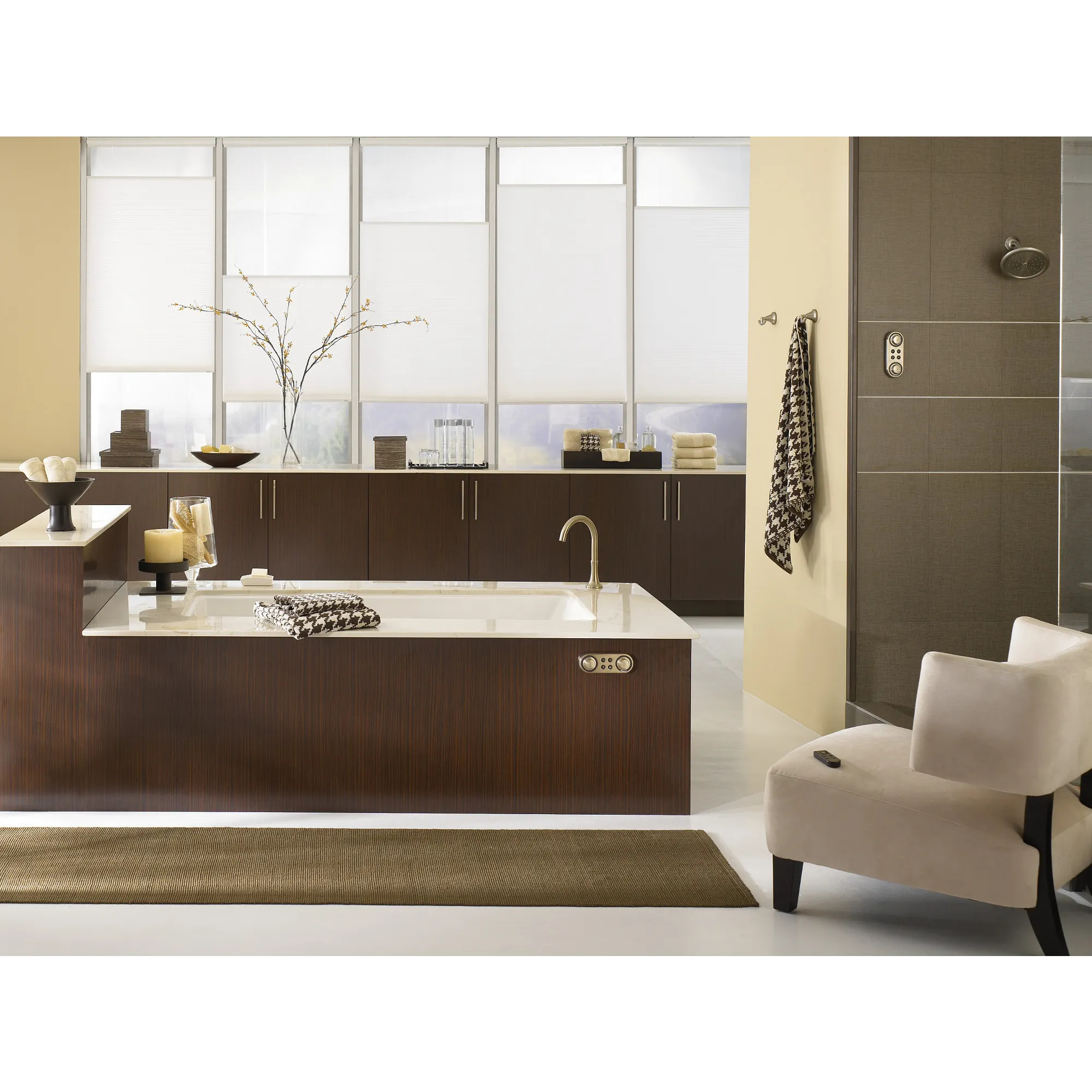 Icon Chrome high arc roman tub faucet includes IoDIGITAL(R) technology - Image 6