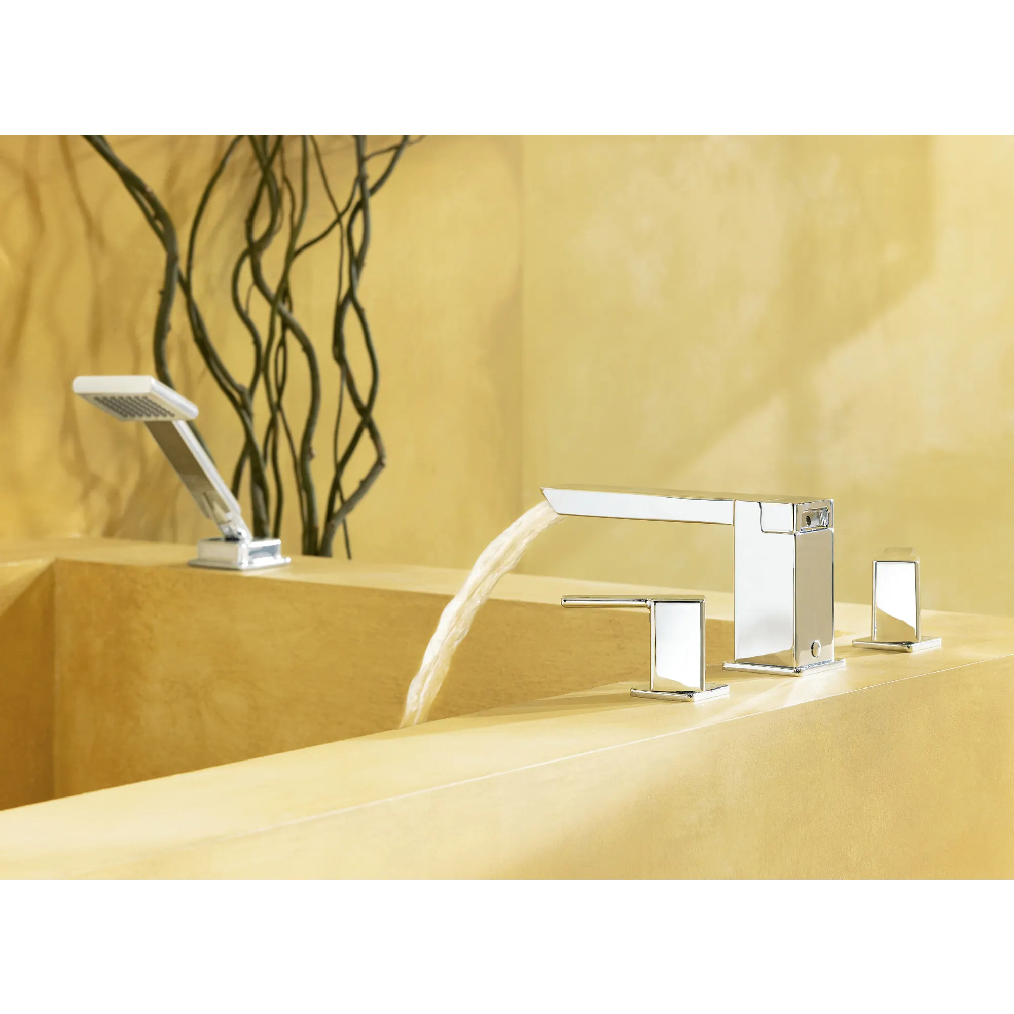 90 Degree Chrome Two-Handle High Arc Roman Tub Faucet - Image 5