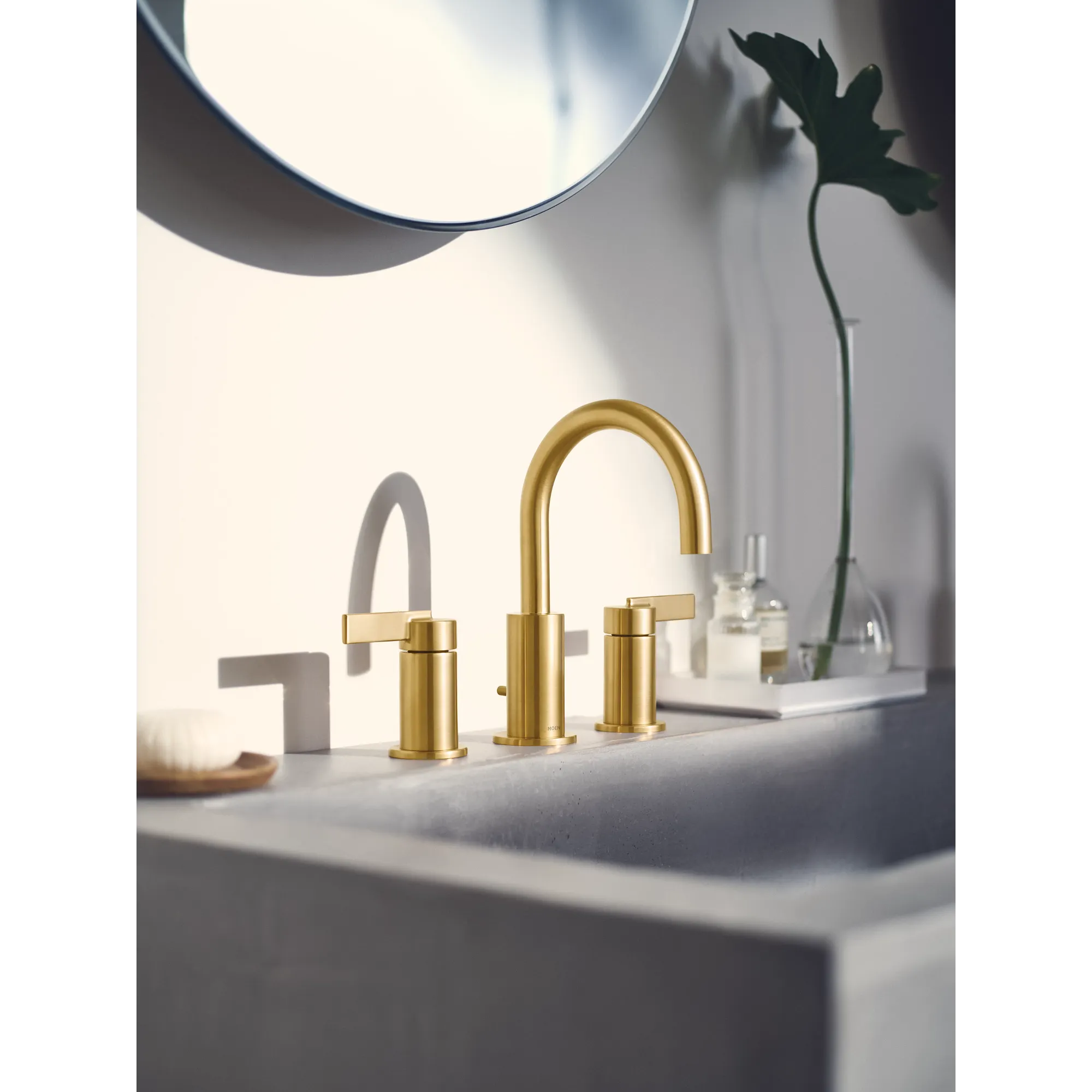 Cia Chrome two-handle high arc bathroom faucet - Image 15