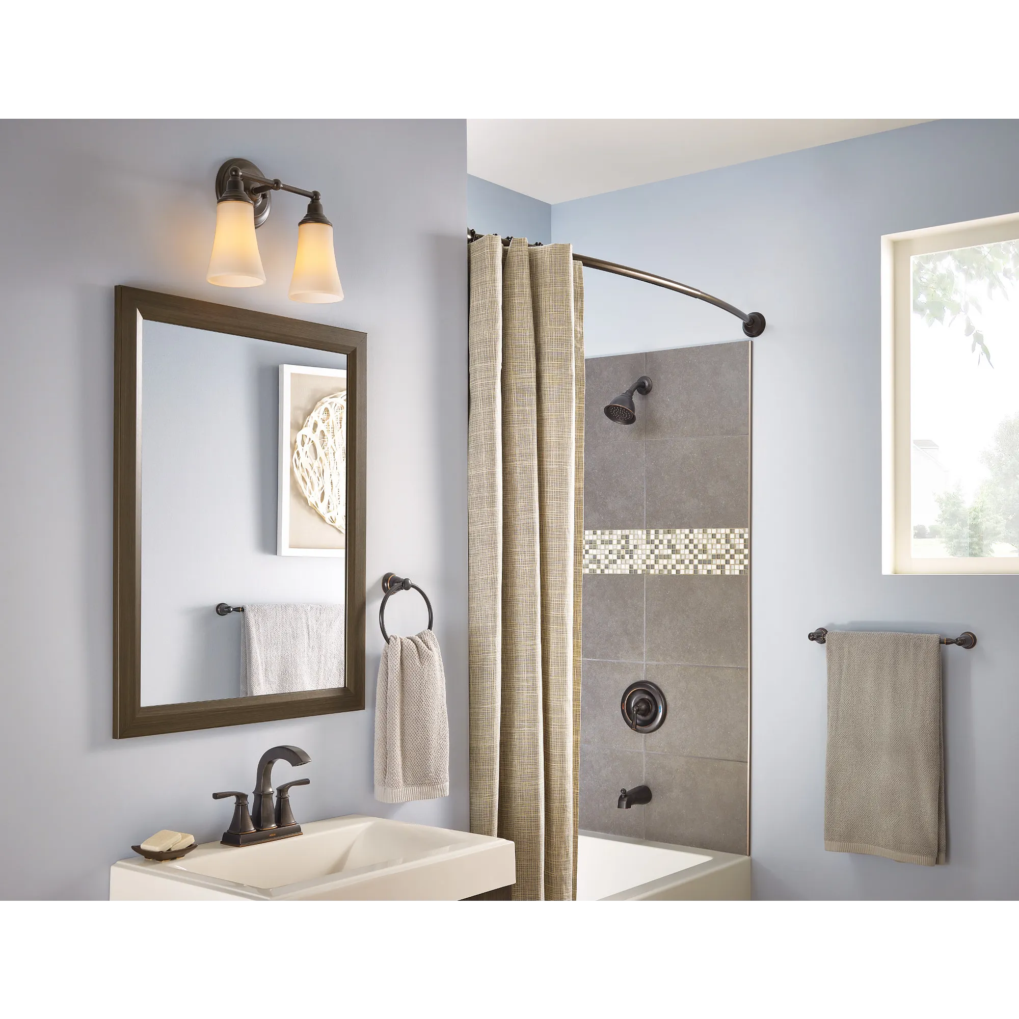Hensley Two-handle Centerset Bathroom Sink Faucet - Image 4