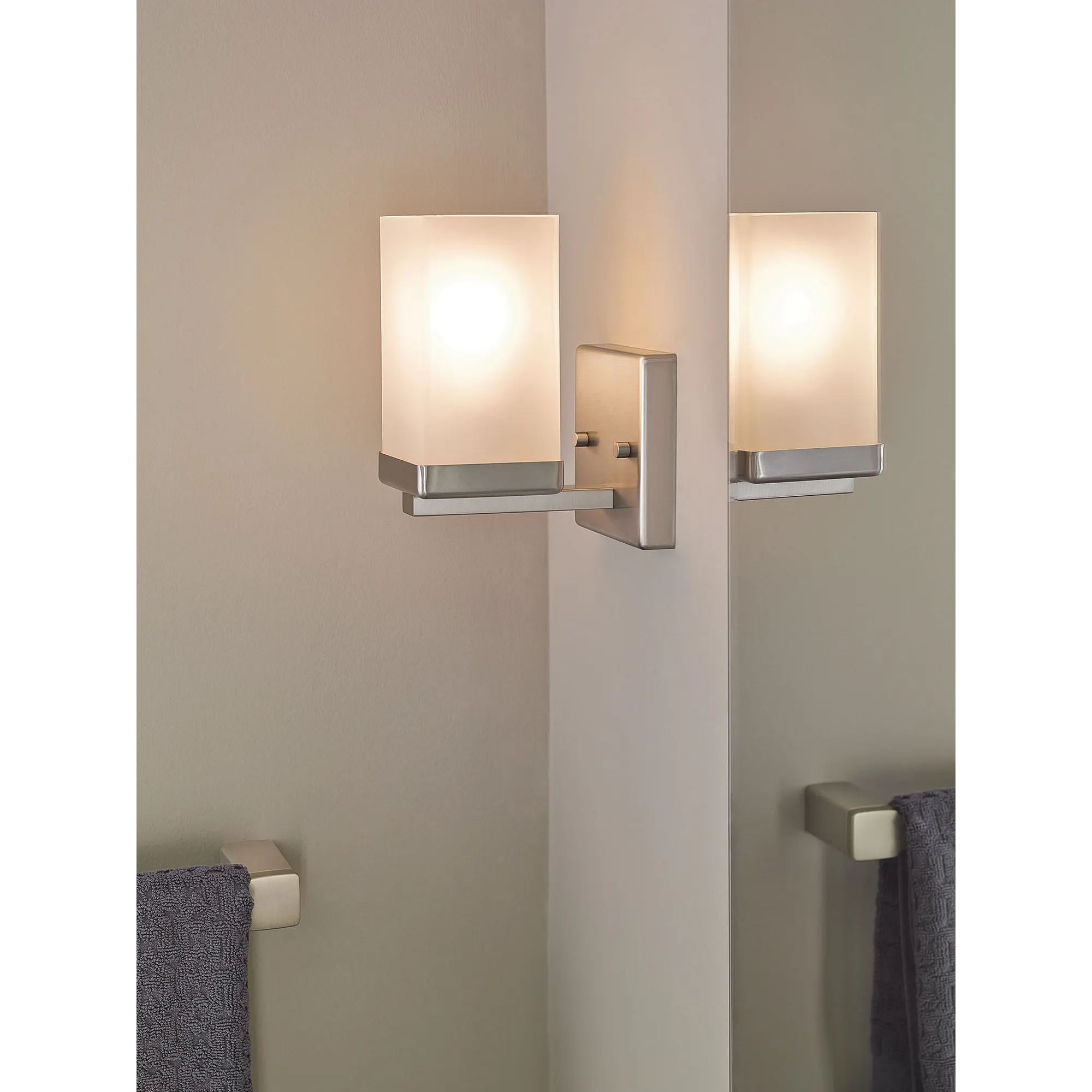 90 Degree Hand Towel Bar - Image 15